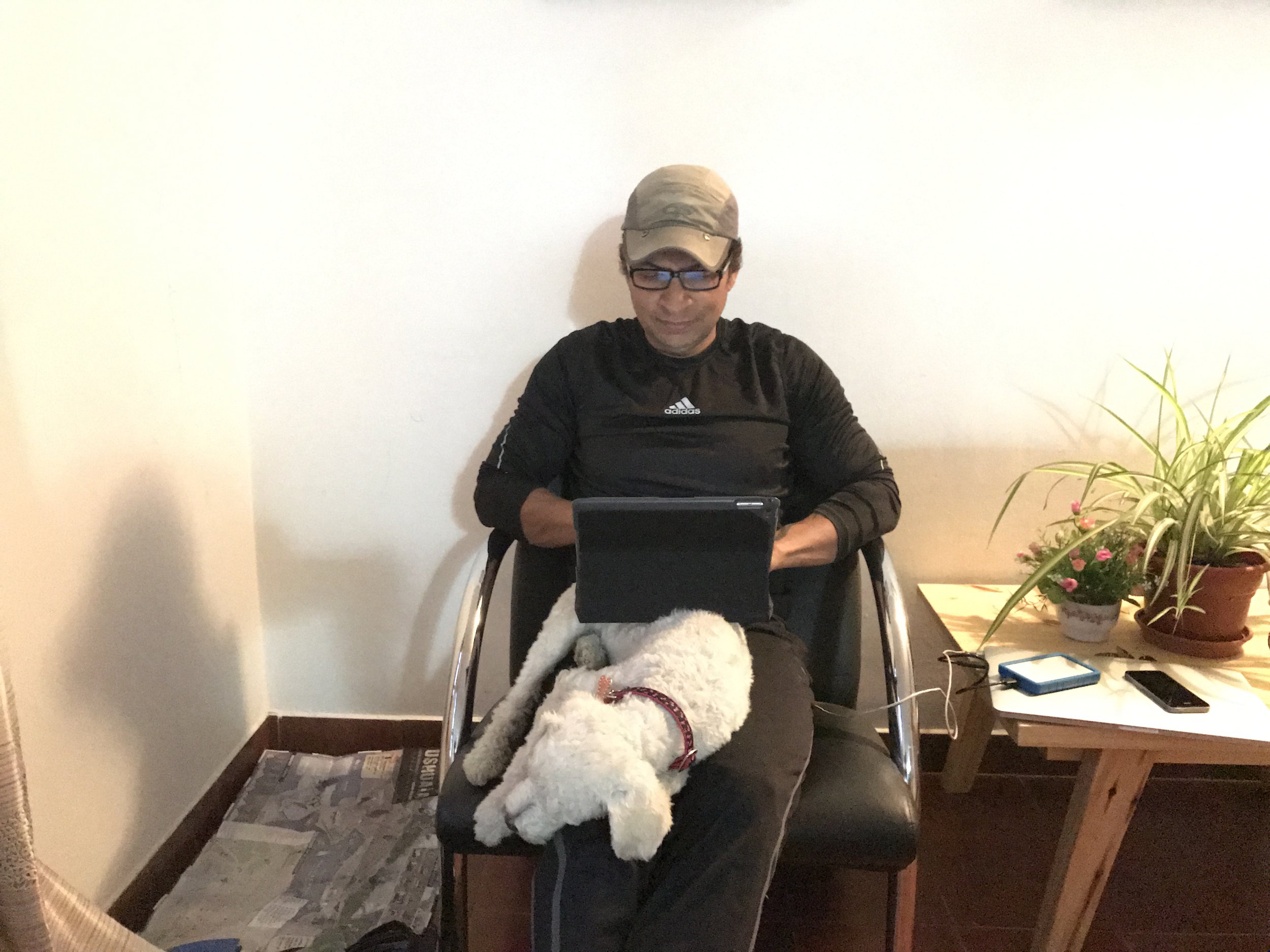 Omar and Suri doing some heavy duty planning.