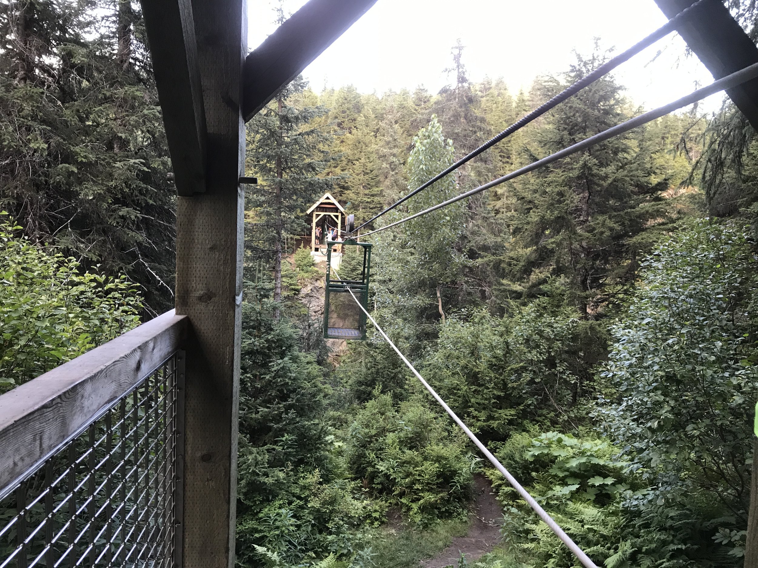 Hand tram