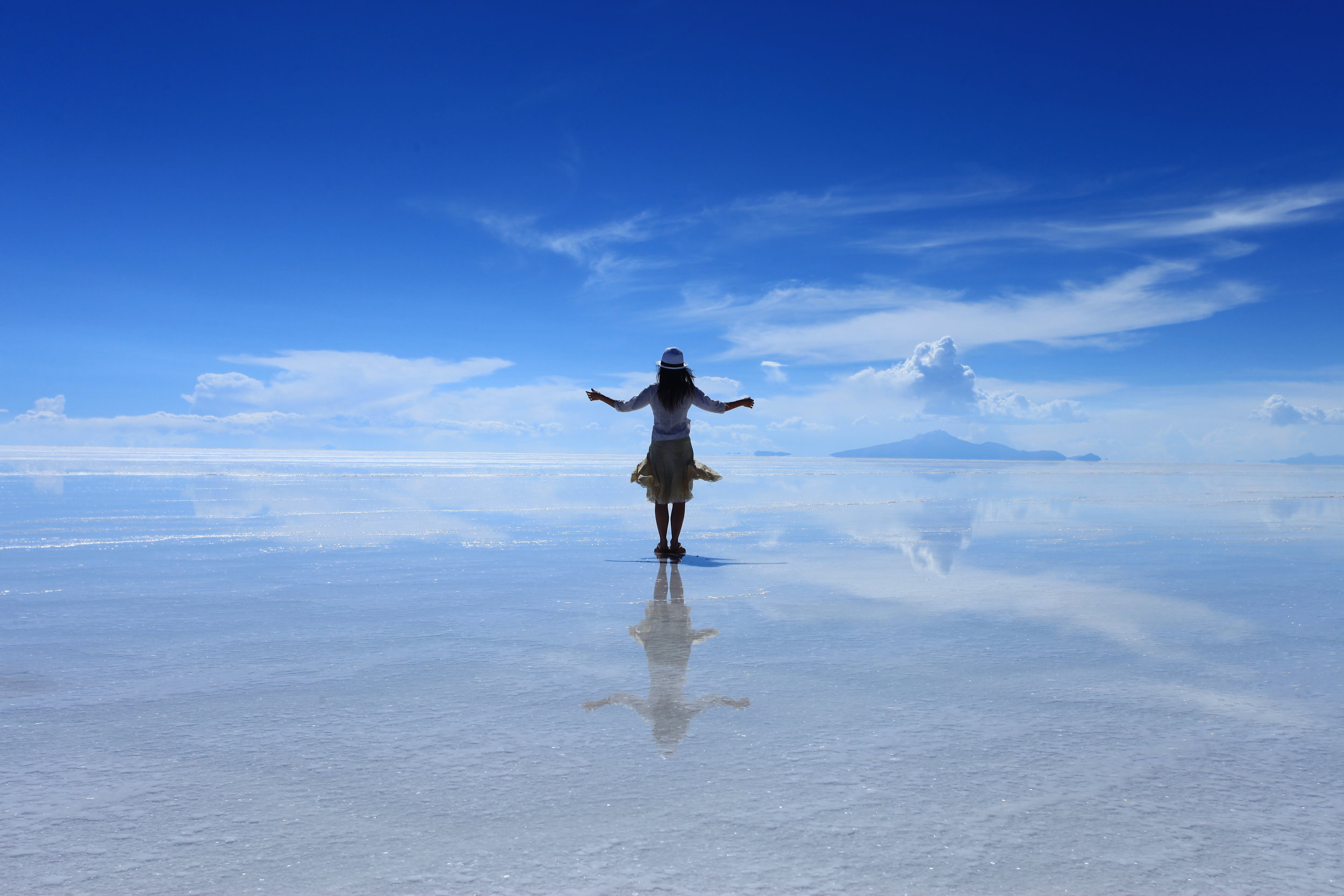 Uyuni Salt Flat Bolivia shutterstock_135578612.jpg