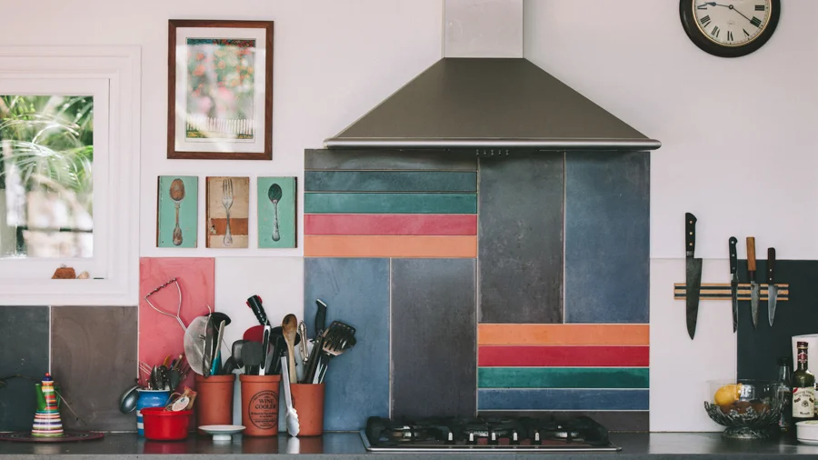 Need a Change From White Walls?  How to Choose Paint Colors