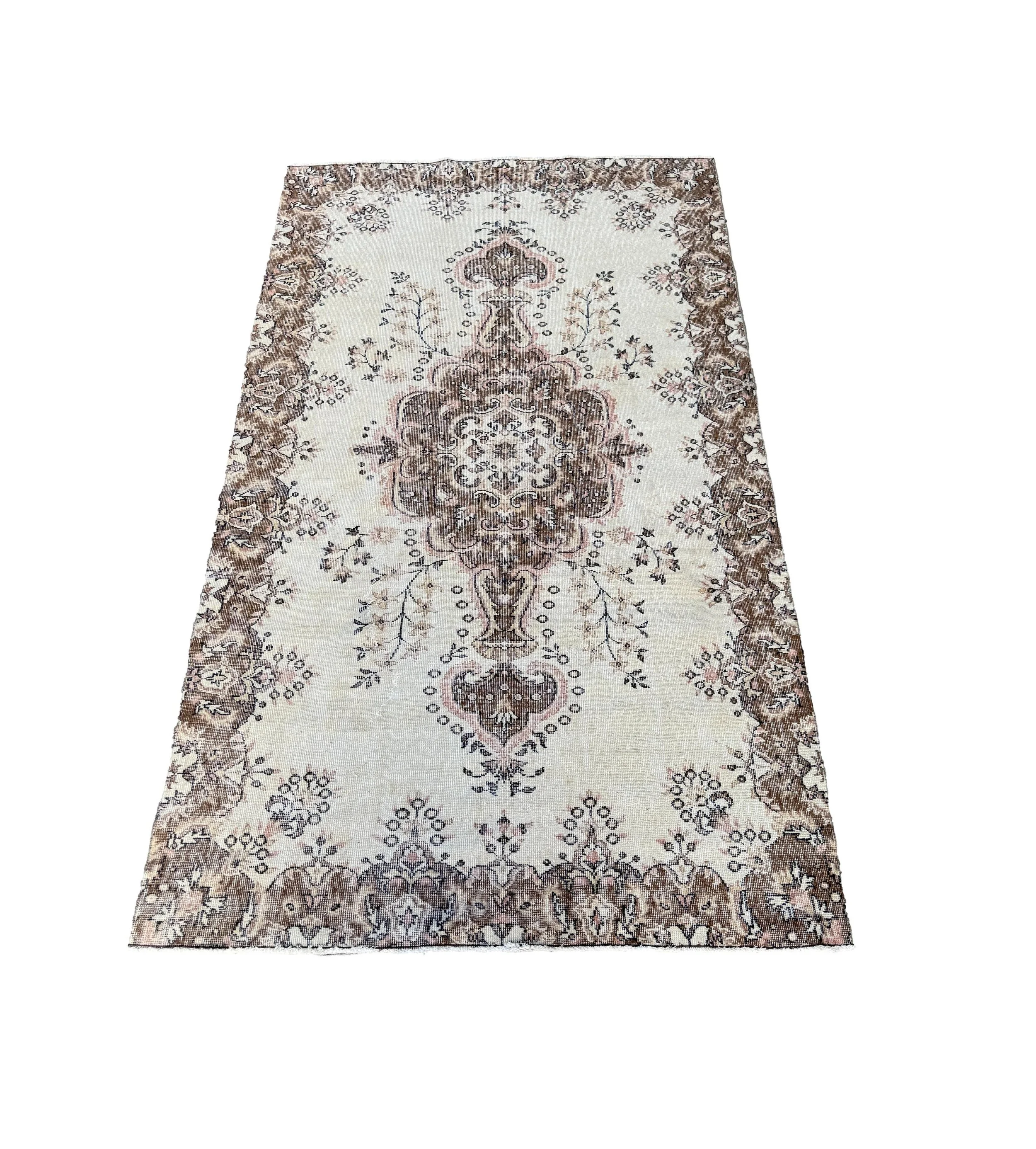 Naven Rug (1)