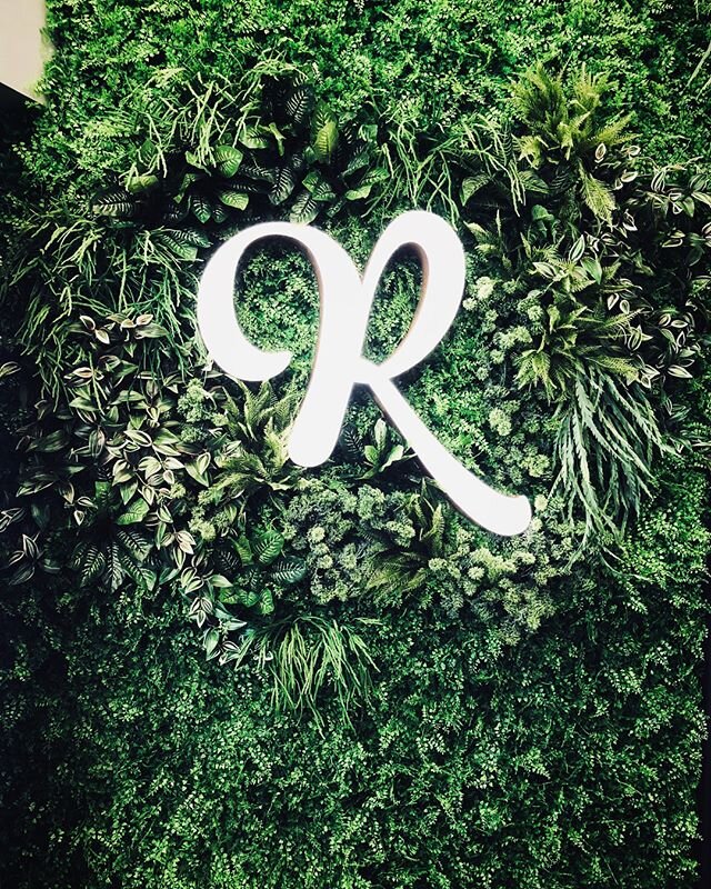 Our very own Rebecca personally designing and creating this beautiful canvas of artificial plants for @radleysaustralia opening very soon! #floral #design #canvas #artificial #plants #green #beautiful #frontofhouse #logo #display #workhard #nopainnog