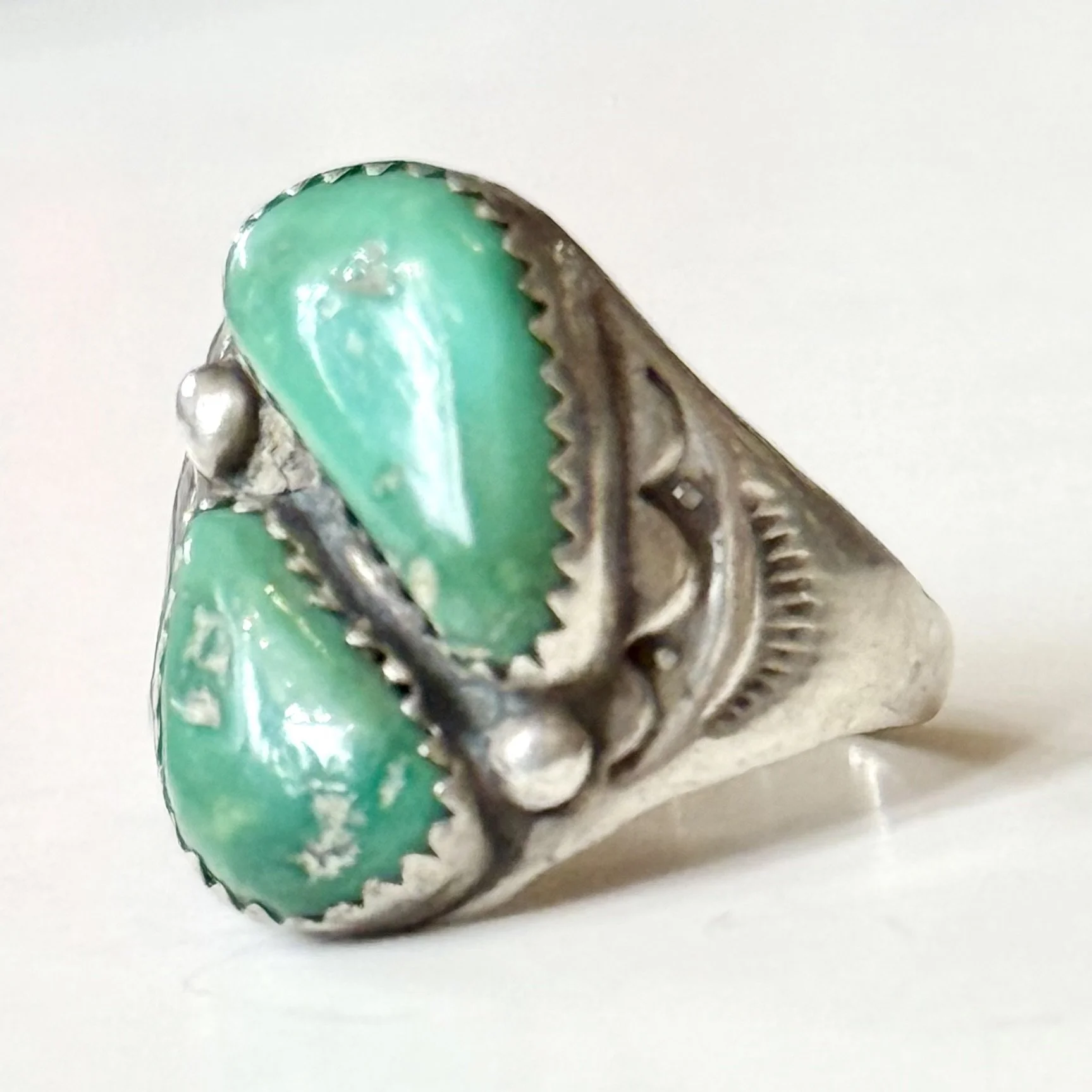 Vintage Sterling Silver & Turquoise Ring • Size 9, 6.92g