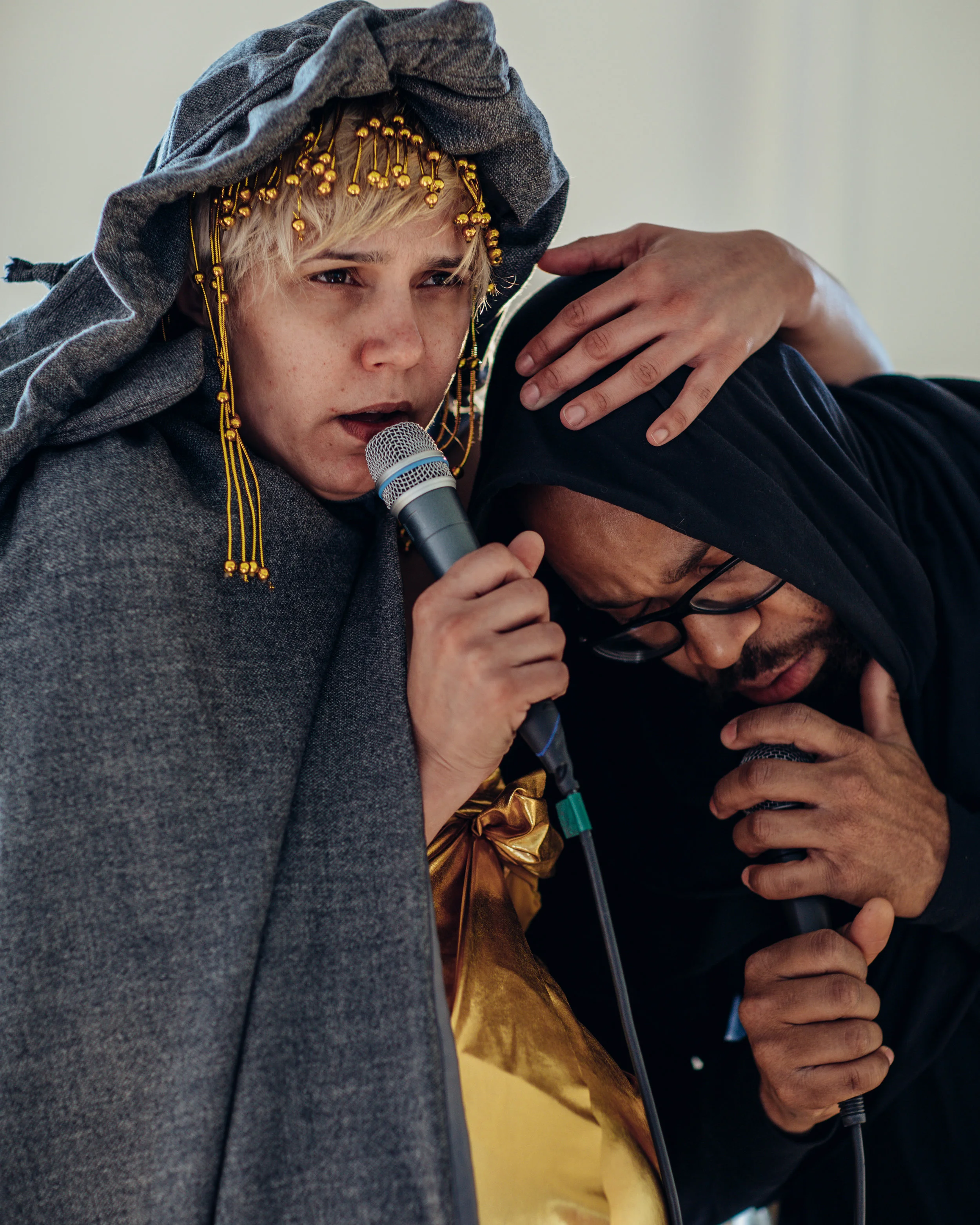 Jess Almasy and Ugo Chukwu in Memory Retrograde . Photo by Sasha Arutyunova. 