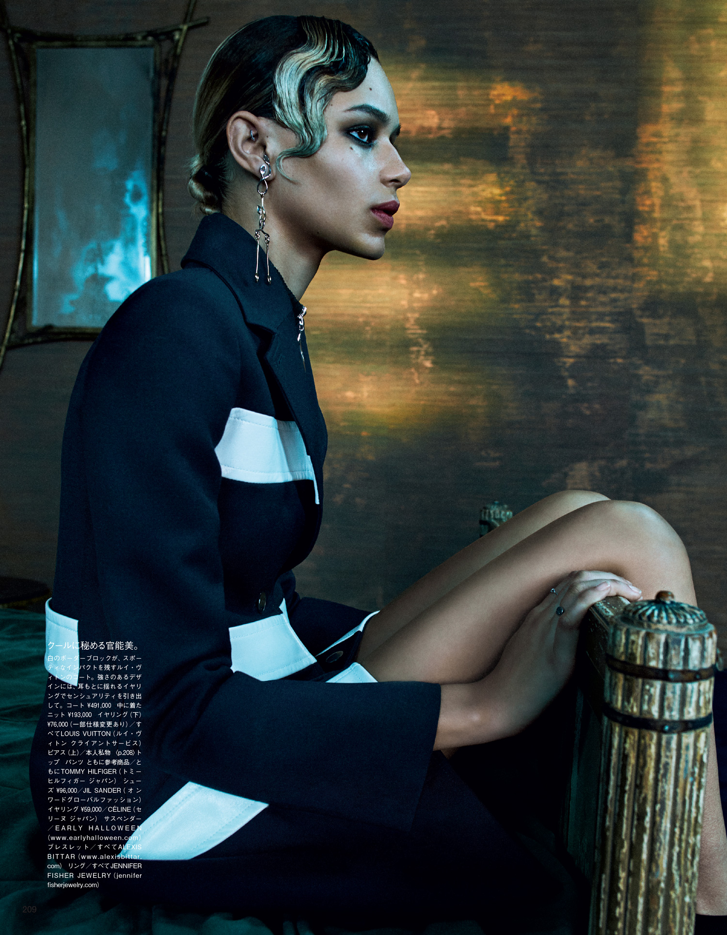 Giovanna-Battaglia-Vogue-Japan-August-2016-The-Sea-Whispers-Emma-Summerton-5.jpg