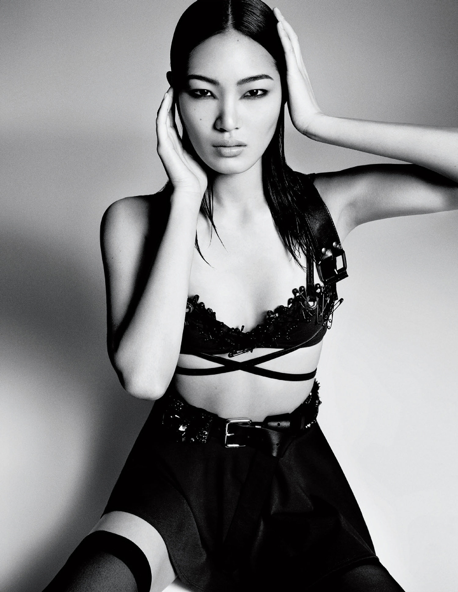 Giovanna-Battaglia-Vogue-Japan-March-2015-Digital-Generation-6.jpg