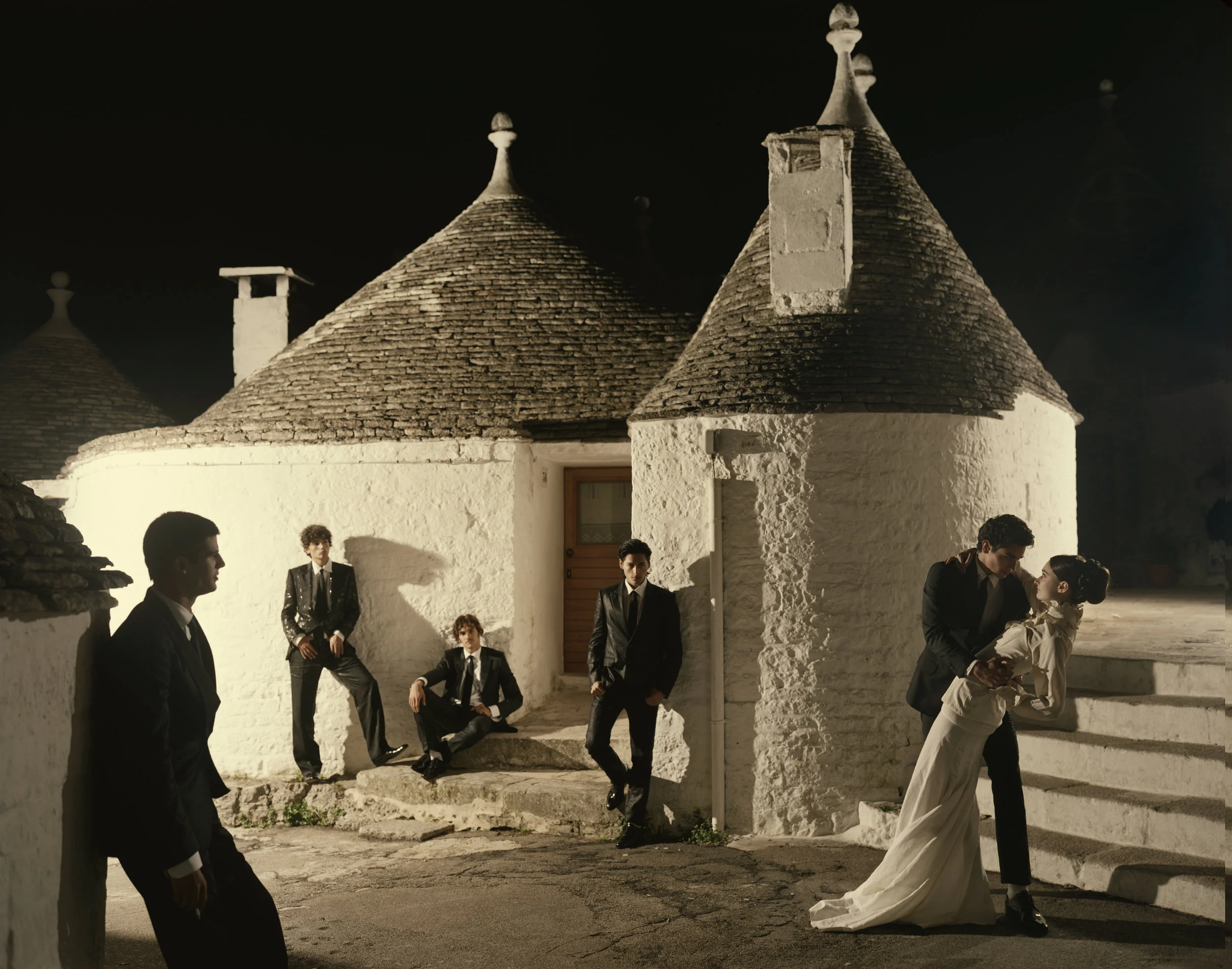 Giovanna-Battaglia-9-A-Black-and-White-Wedding-L'uomo-Vogue-Jason-Schmidt.jpg