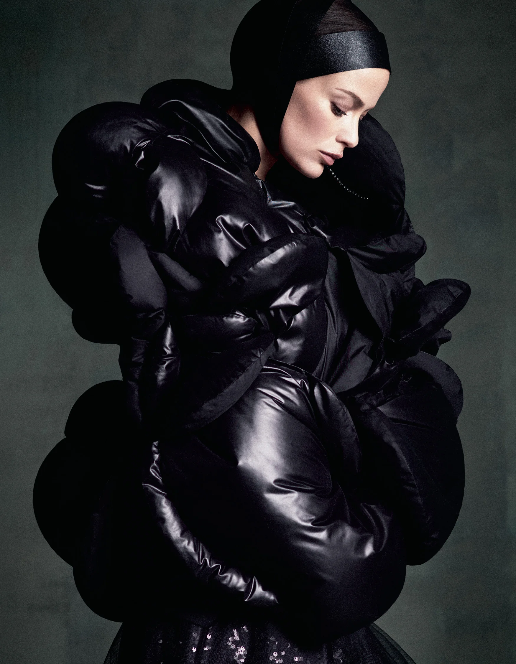 Giovanna-Battaglia-The-Icons-Of-Perfections-Vogue-Japan-15th-Anniversary-Issue-Luigi-Iango-V181_263_200-5.jpg