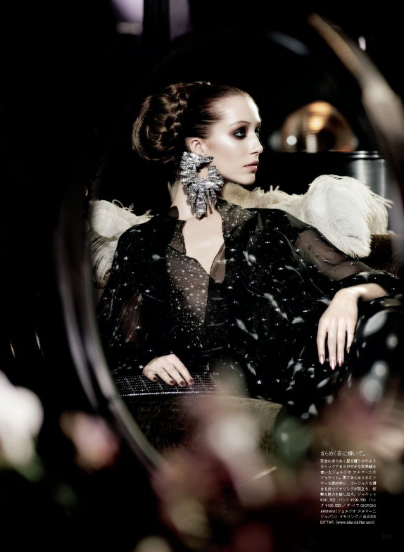 Giovanna-Battaglia-11-The-Enchanting-Promise-Vogue-Japan-Mark-Segal.jpg