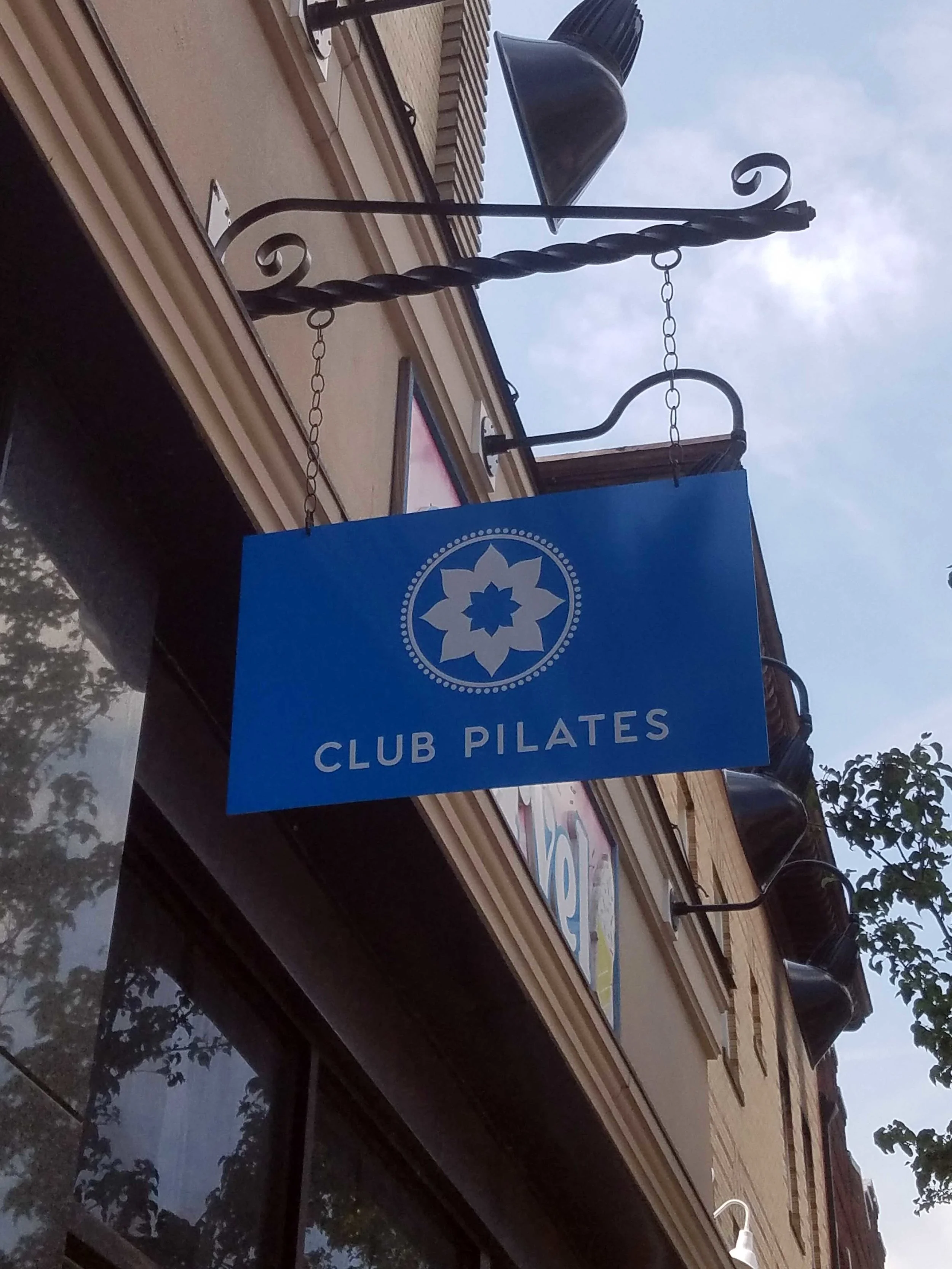 Club pilates - hanging panel upclose.jpg