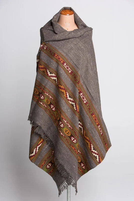 kullu shawl on dummy 3.jpg