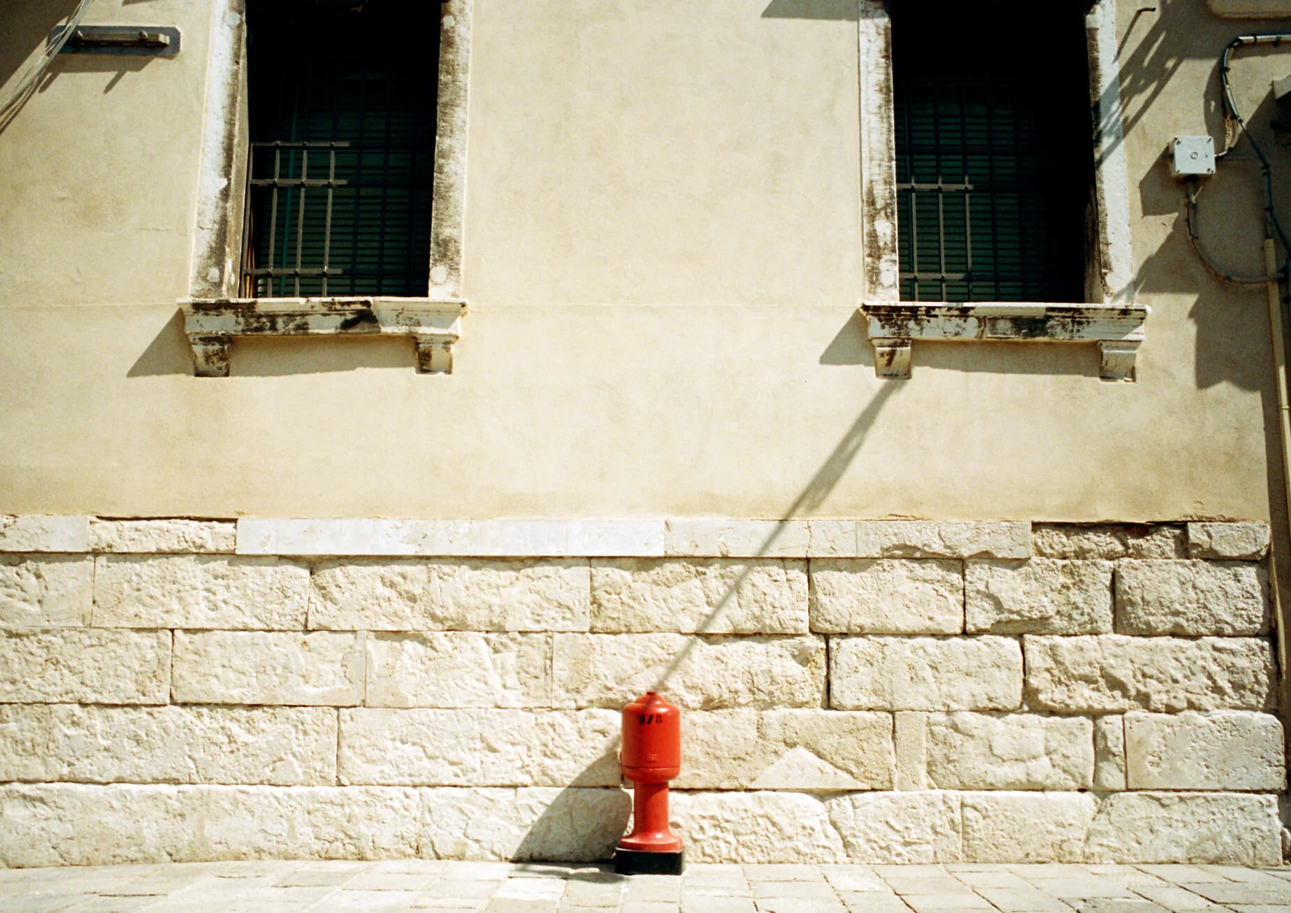 r002-008.jpg