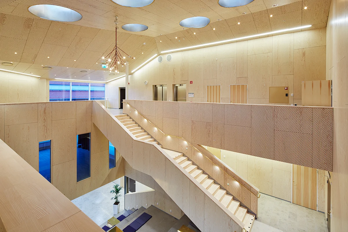 Landvetter Kulturhus utanför Göteborg arkitektur bild 2 interiör.jpg