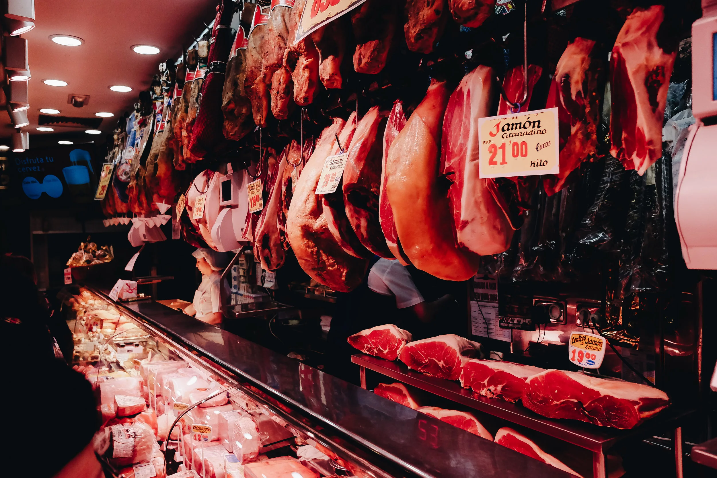 3.2. Cold Cuts Market_2.jpg