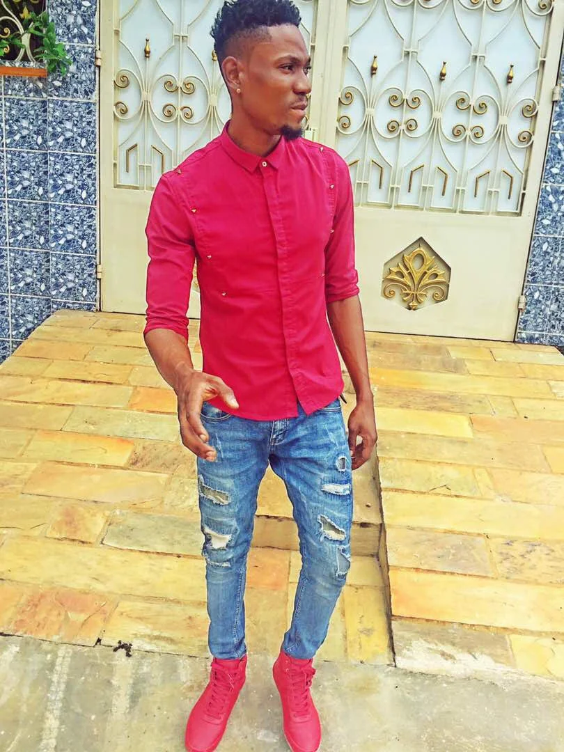 @6cojohn in Benin