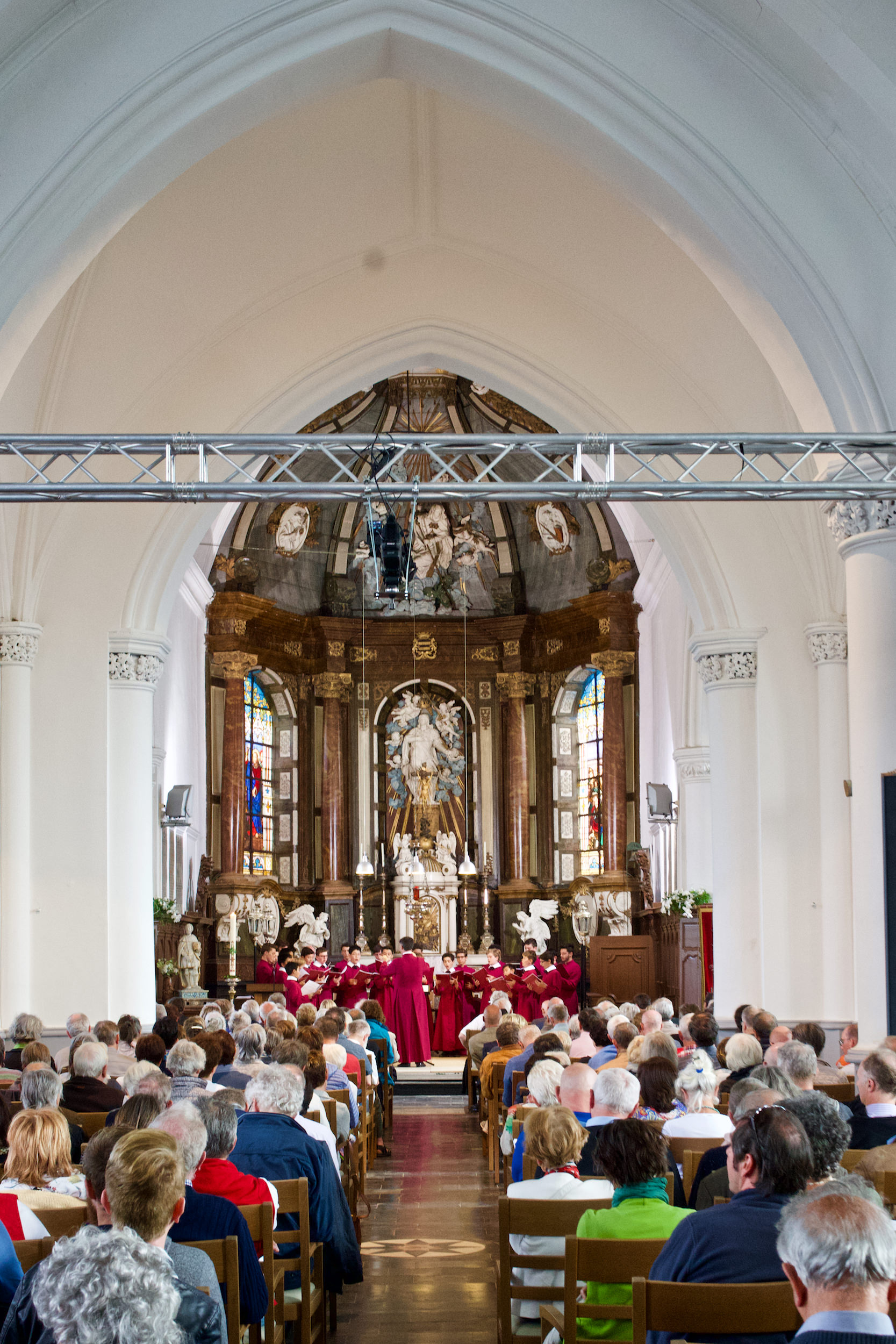 Choristers and Scholars singing at the Audition at the Church of St Bavo, Watou.