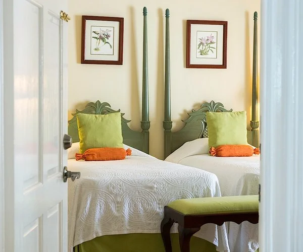 DeluxeRoom145146_two_bedroom_suite.jpg