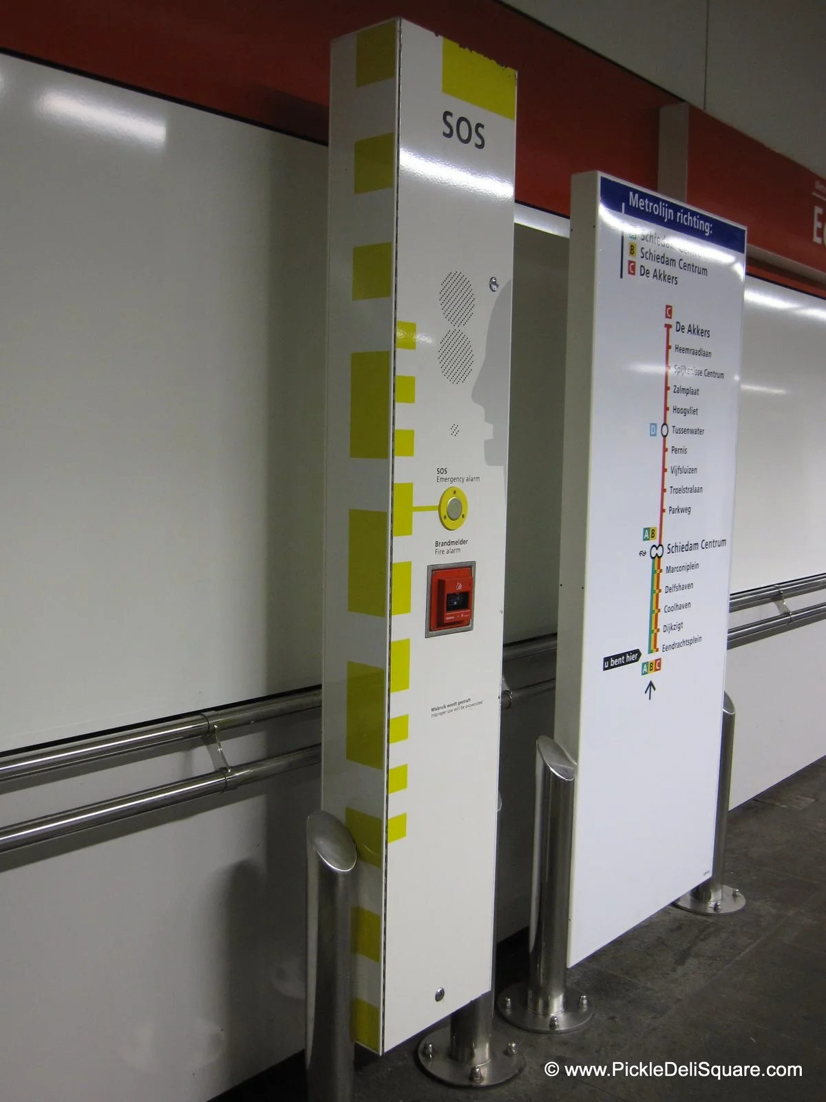 Sign Language: SOS box