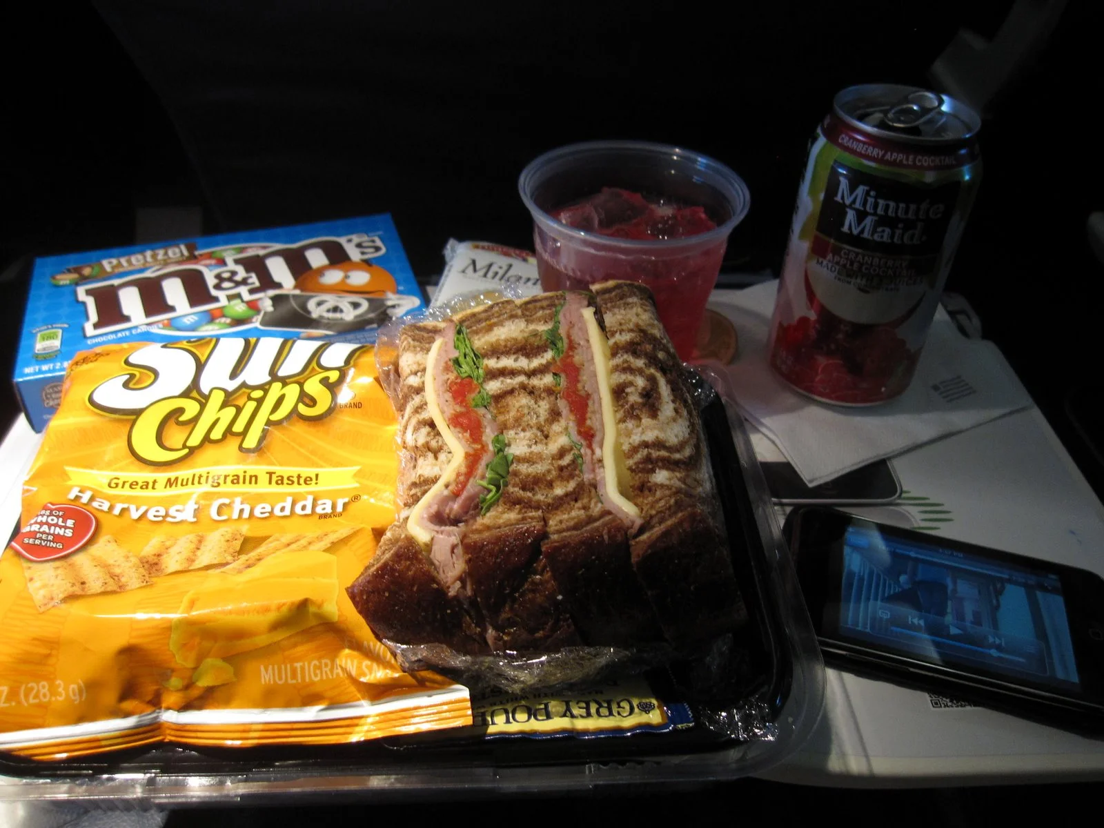 Trip Report: LGA-PHL-SAN