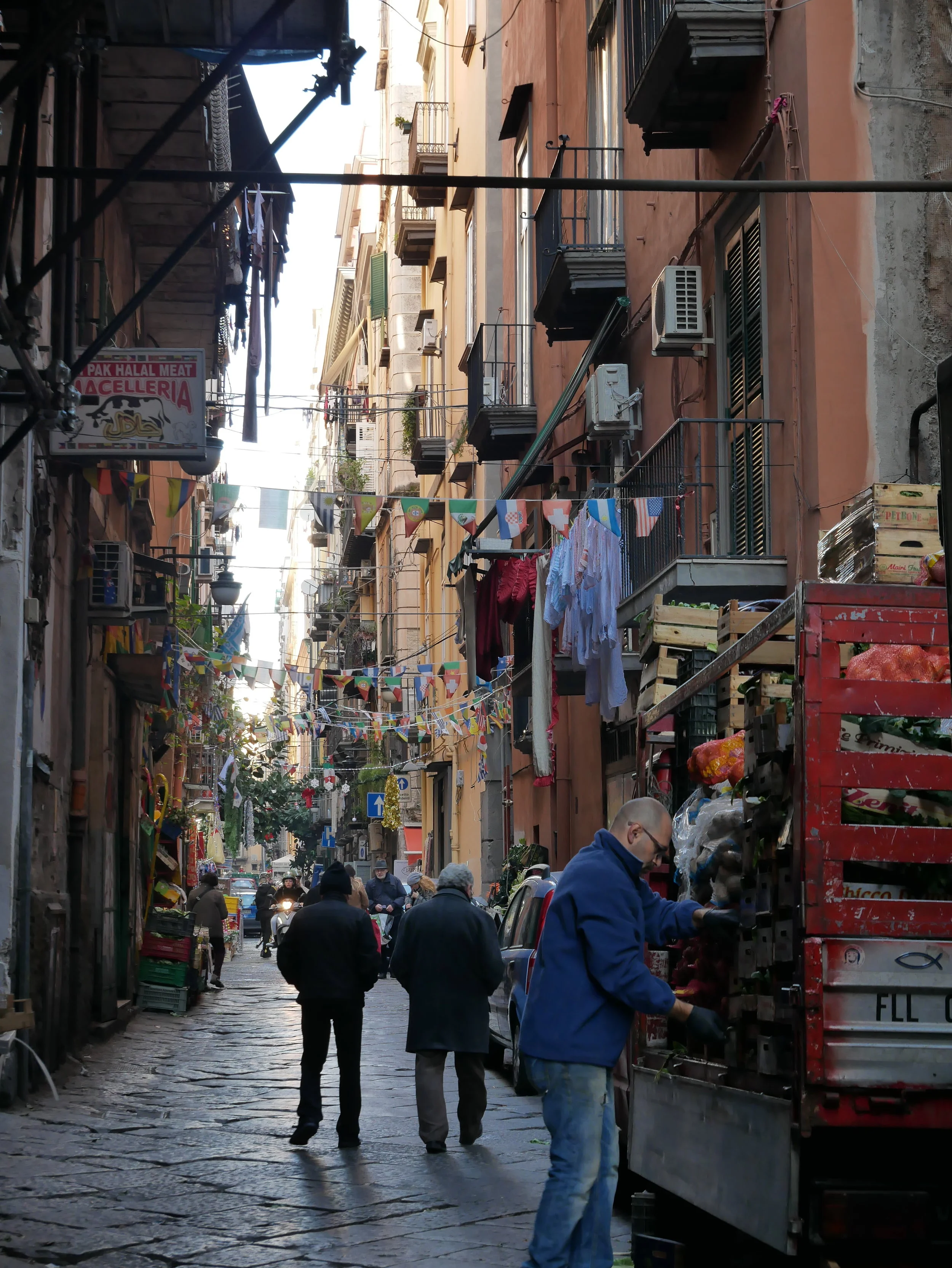 Naples Spanish Quarter.jpg