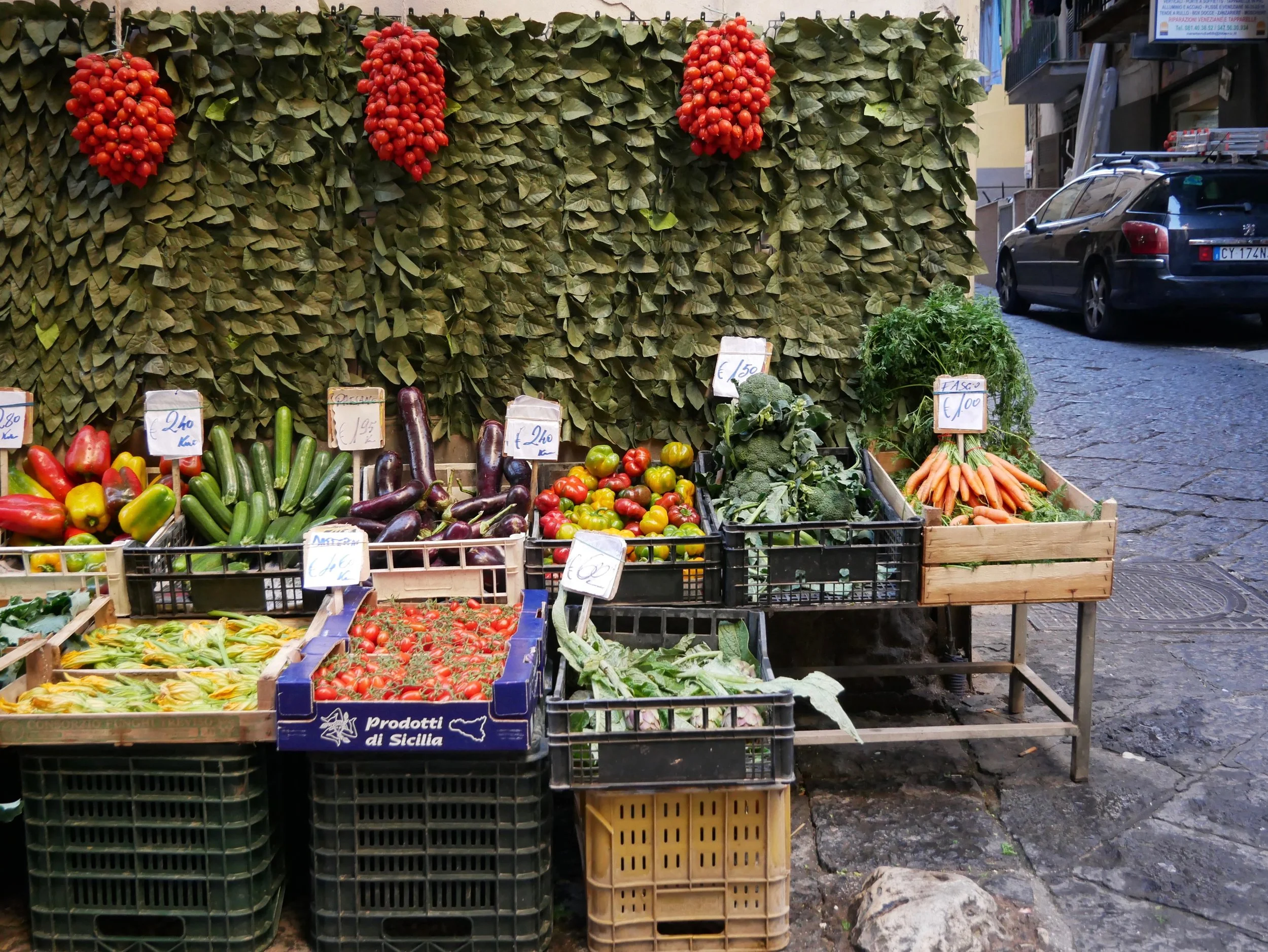 Naples vegetable stand.jpg