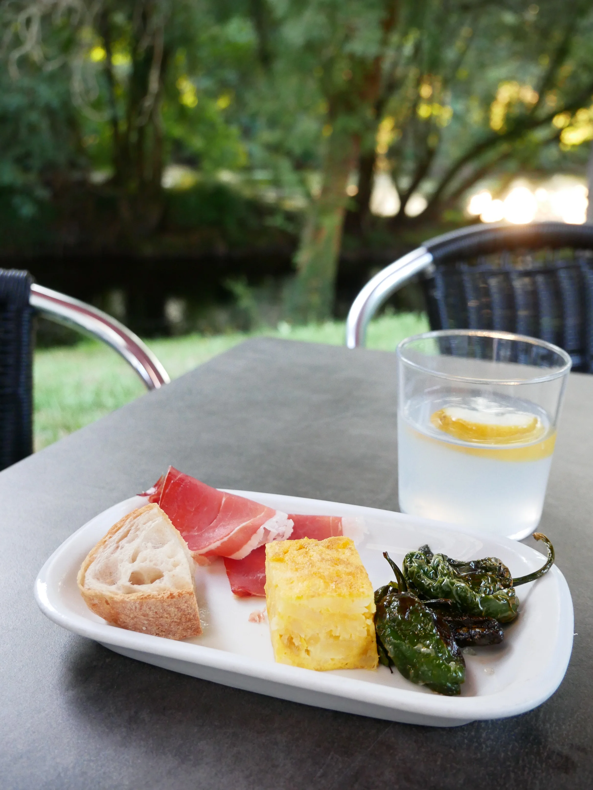 Camino de Santiago (Camino Inglés) Day 4 End: Relaxing in Sigüeiro