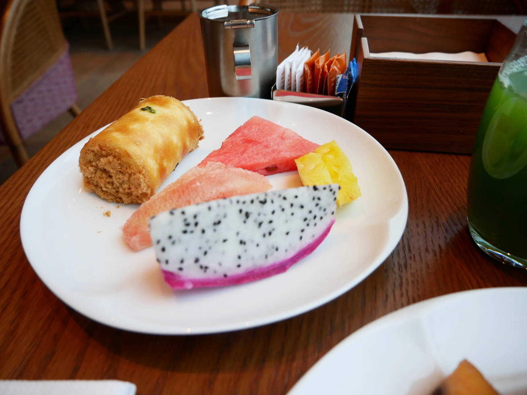 Xian Grand Hyatt breakfast fruit.jpg
