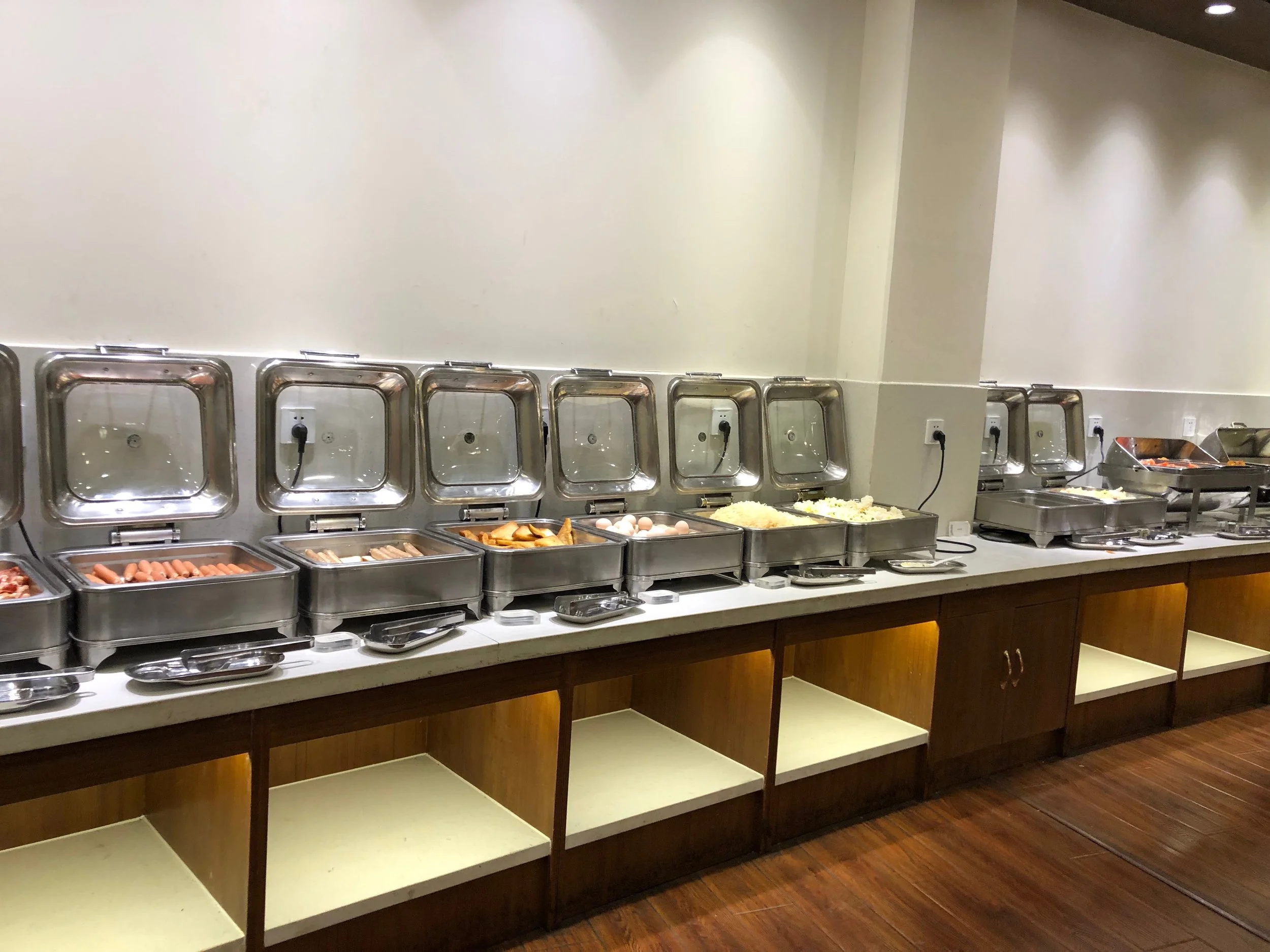 Shanghai Hotel breakfast buffet.jpg