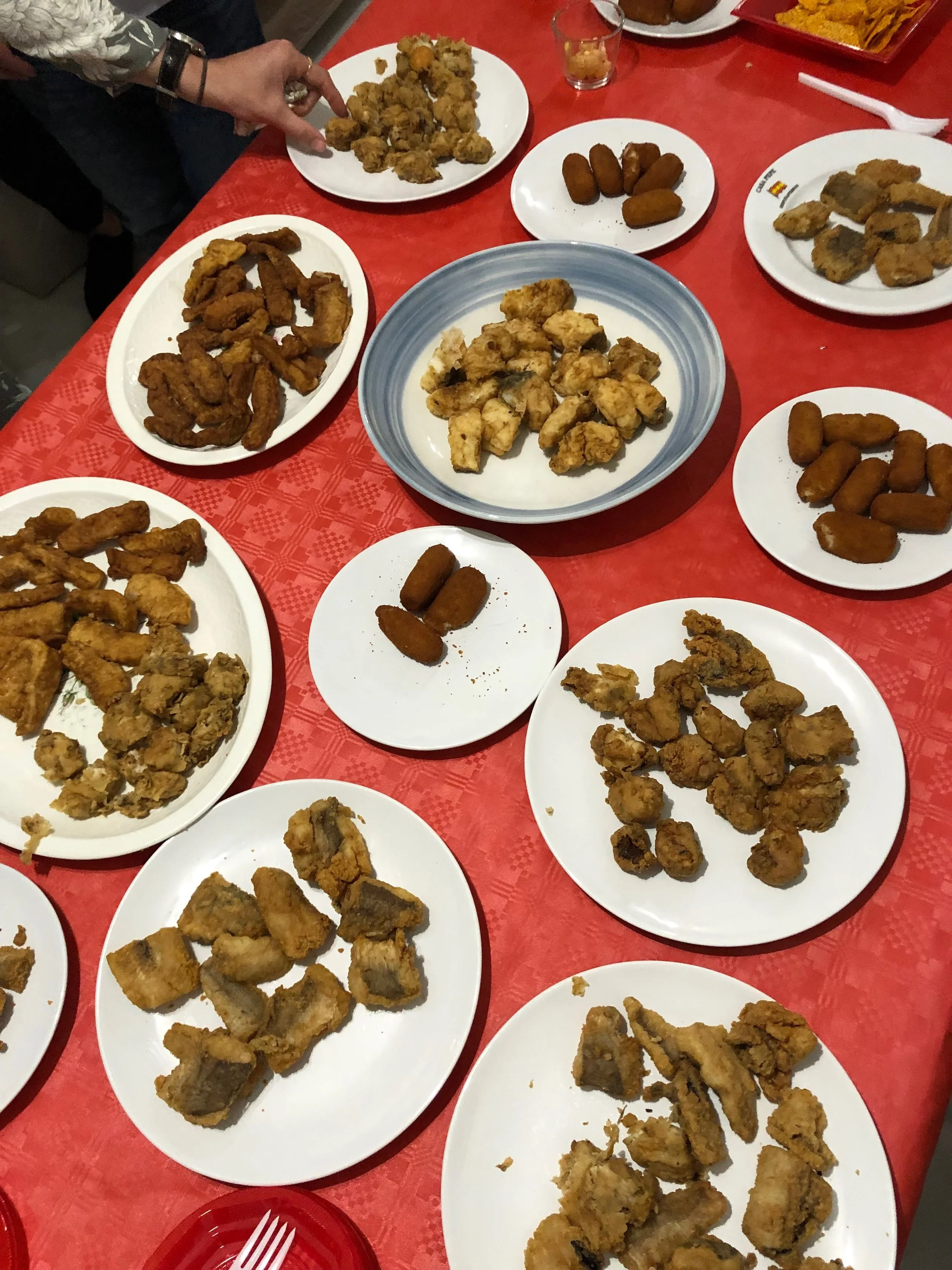 The traditional start of Feria is the “pescaito frito,” or a dinner of fried fish. Here we had a variety of delectable morsels of fried cuttlefish, cod, cazón (vinegary marinated sandshark). And croquetas.