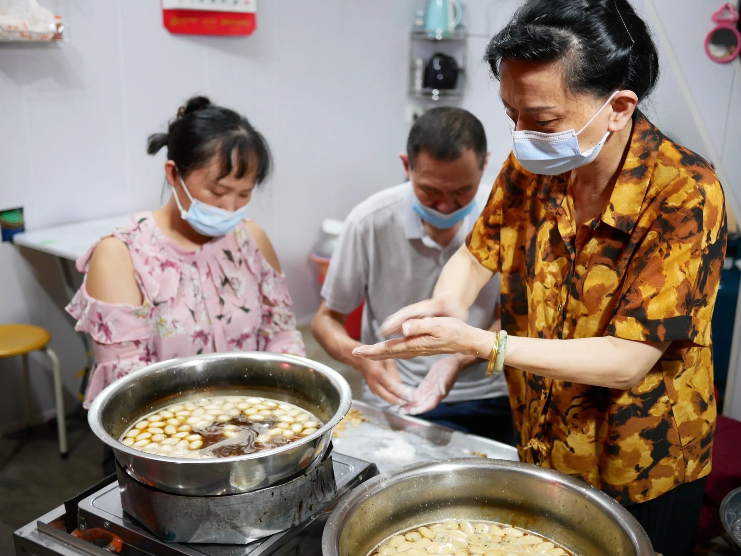 Meizhou Eats: Hakka snacks