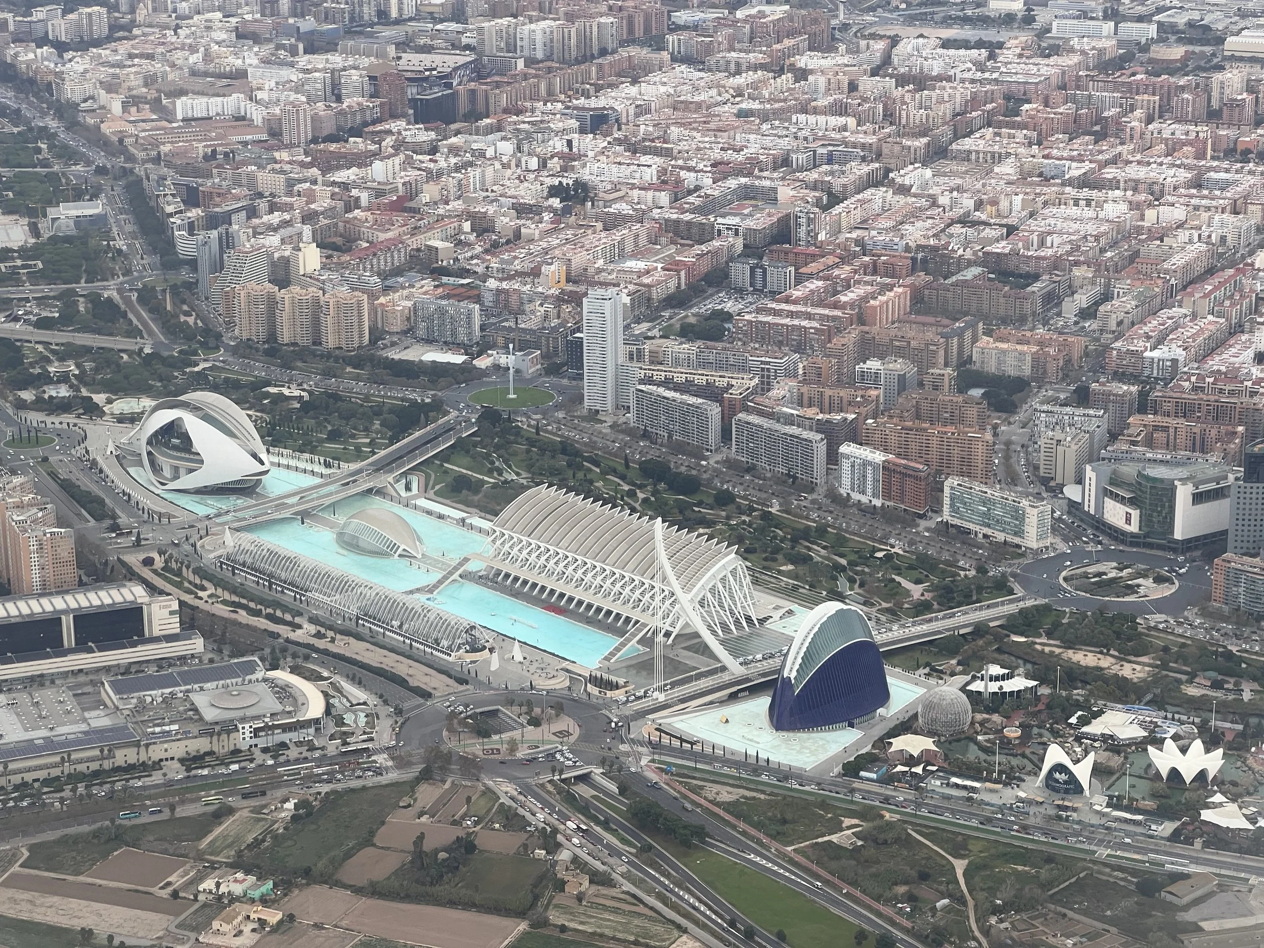 Trip Report: Lufthansa Senator Lounge FRA (Schengen zone) and Lufthansa FRA-VLC Business Class Airbus A320