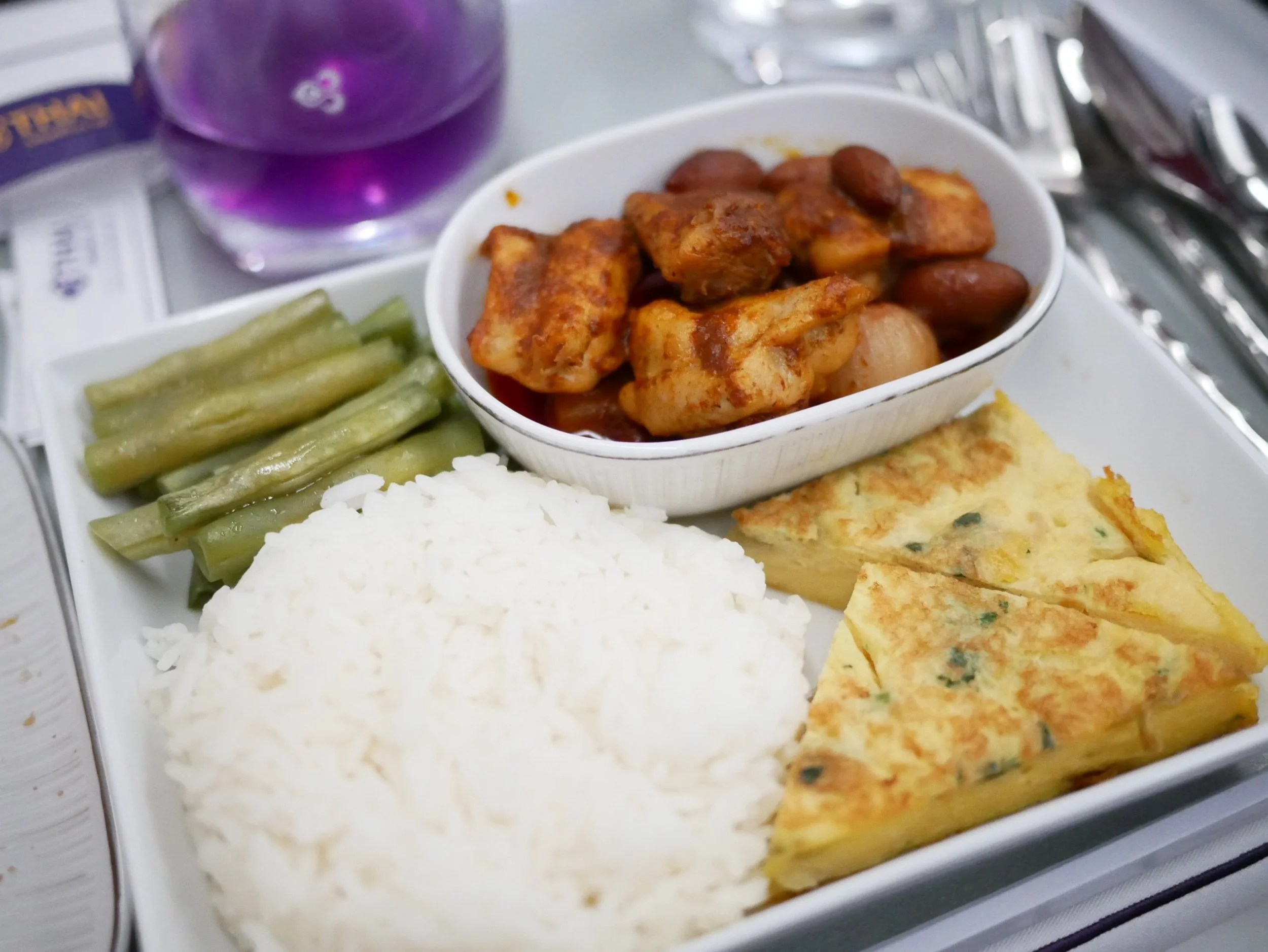 Trip Report: Thai Airways PVG-BKK A350 Royal Silk Business Class