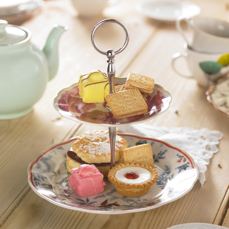 cake stand.jpg