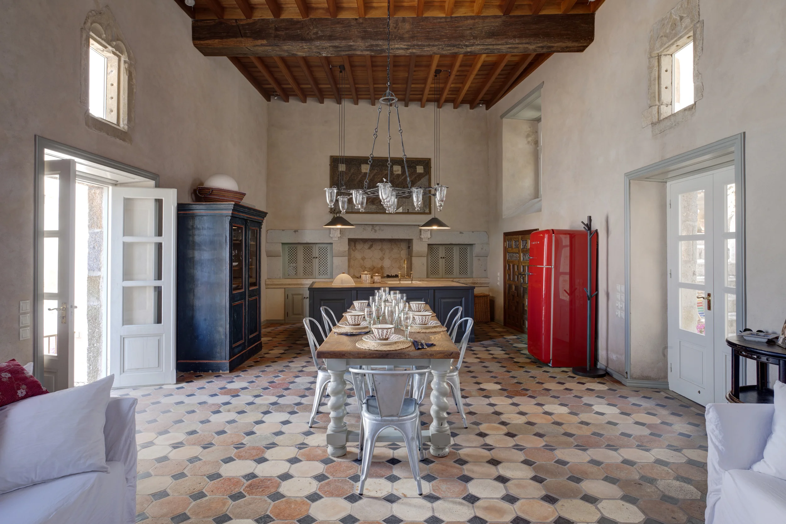 9 open plan kitchen - Copy.jpg