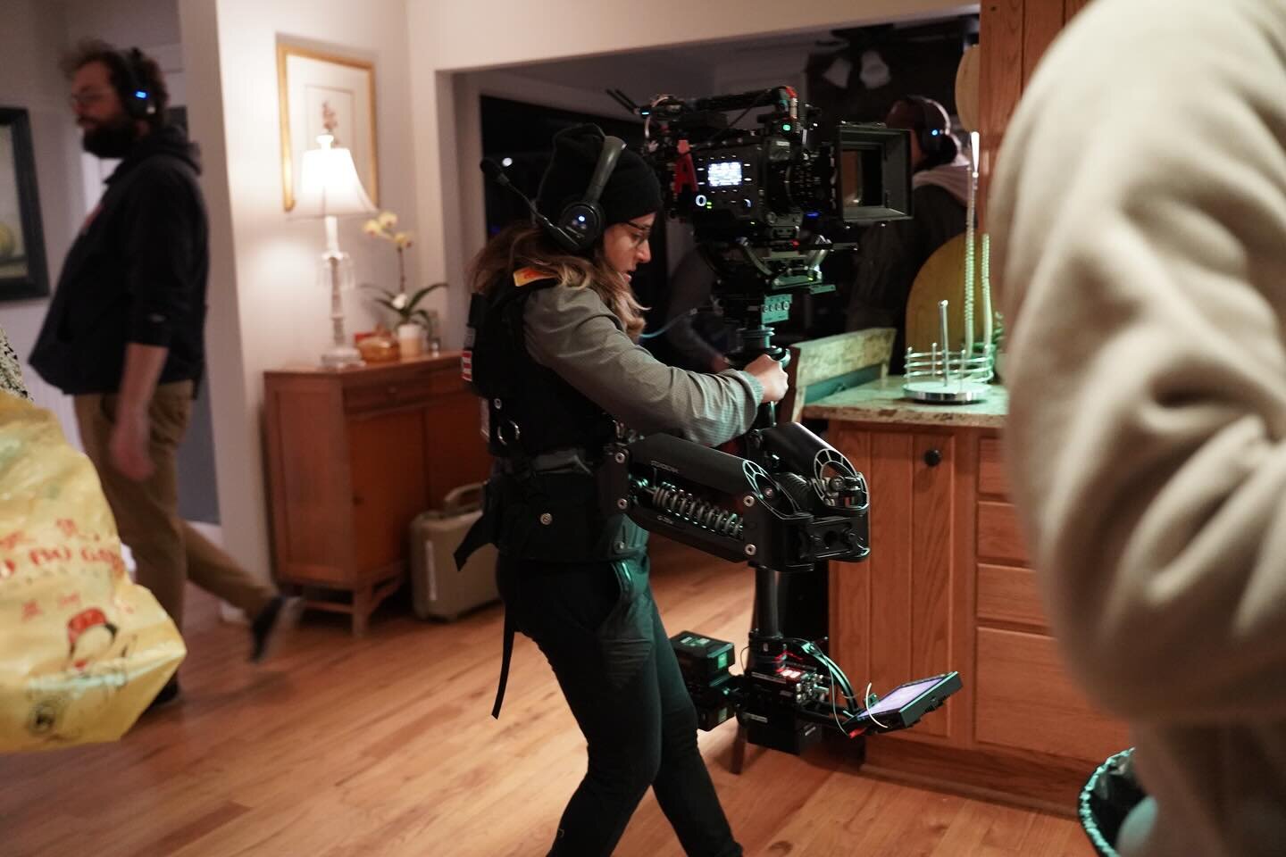 In the zone 🎥🤓

📸 @kurtyue 

#camerawoman #cameraoperator #steadicamoperator #cinematography #focused #sonyvenice #Acam #lovewhatyoudo @iloveyoushortfilm