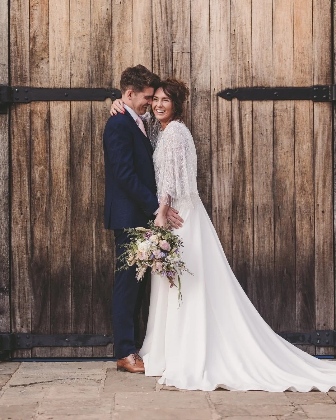 We loved these beautiful florals for A&amp;J, floaty clematis and fluffy bunny tails. The scent of the lilacs was incredible x

Venue @tythebarnlaunton
Images @miniandmephotography