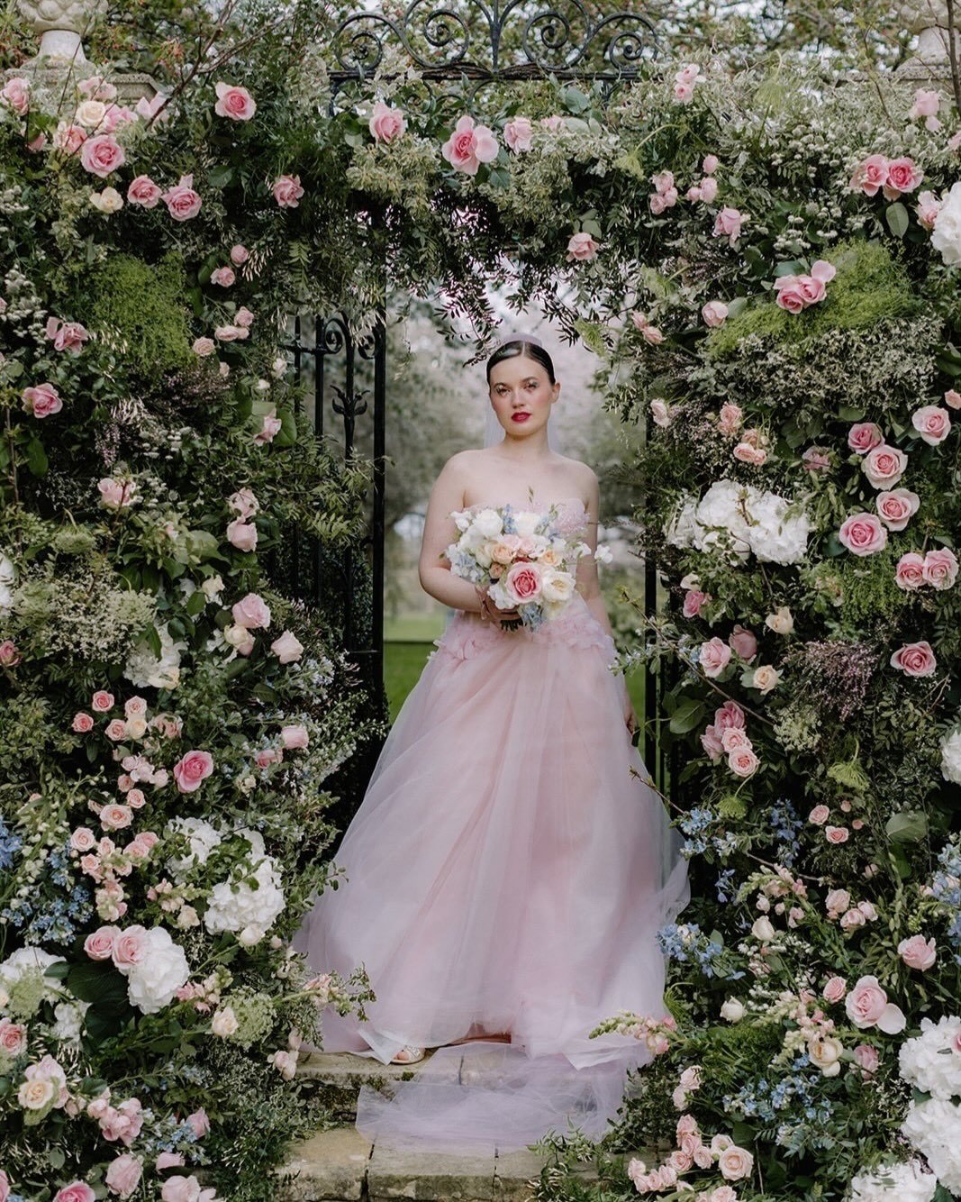We love a statement arch at The Flower Story. If budget allows then let&rsquo;s go big! Our floral arches are more than decoration&mdash;they&rsquo;re an experience. We use a mixture of branches, trees, plants and cut flowers to create magical pieces