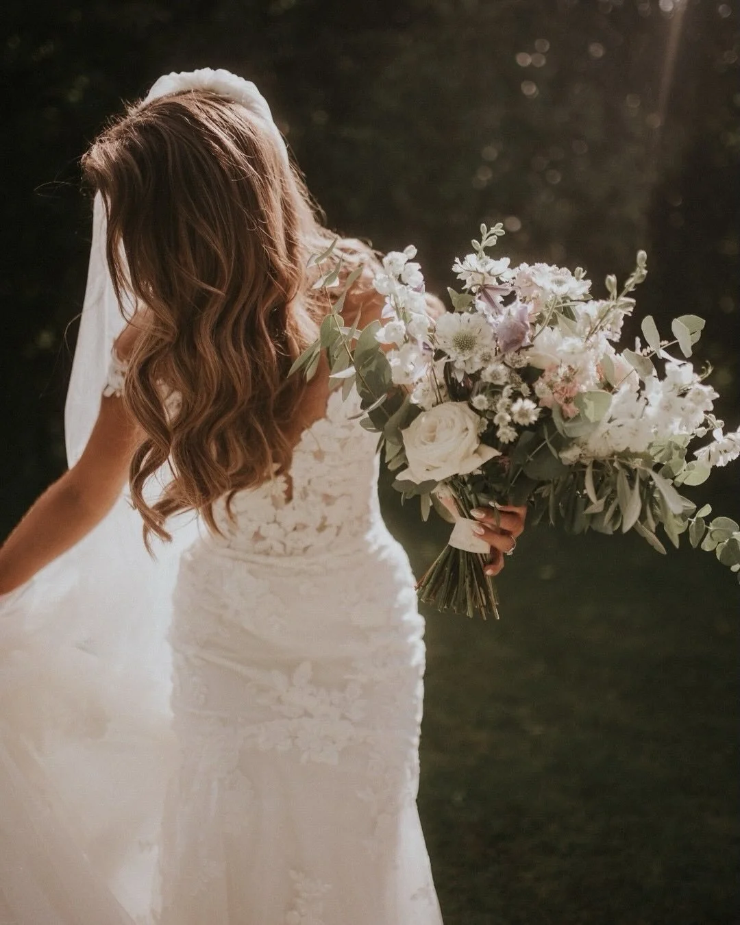 Such beautiful images of our lovely couple C&amp;J by the very talented Flawless Photography.
⠀⠀⠀⠀⠀⠀⠀⠀⠀
@flawlessphoto_uk 
@tythebarnlaunton