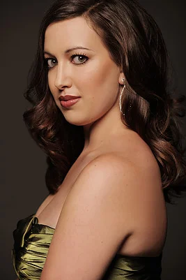 mandy brown portrait.jpg