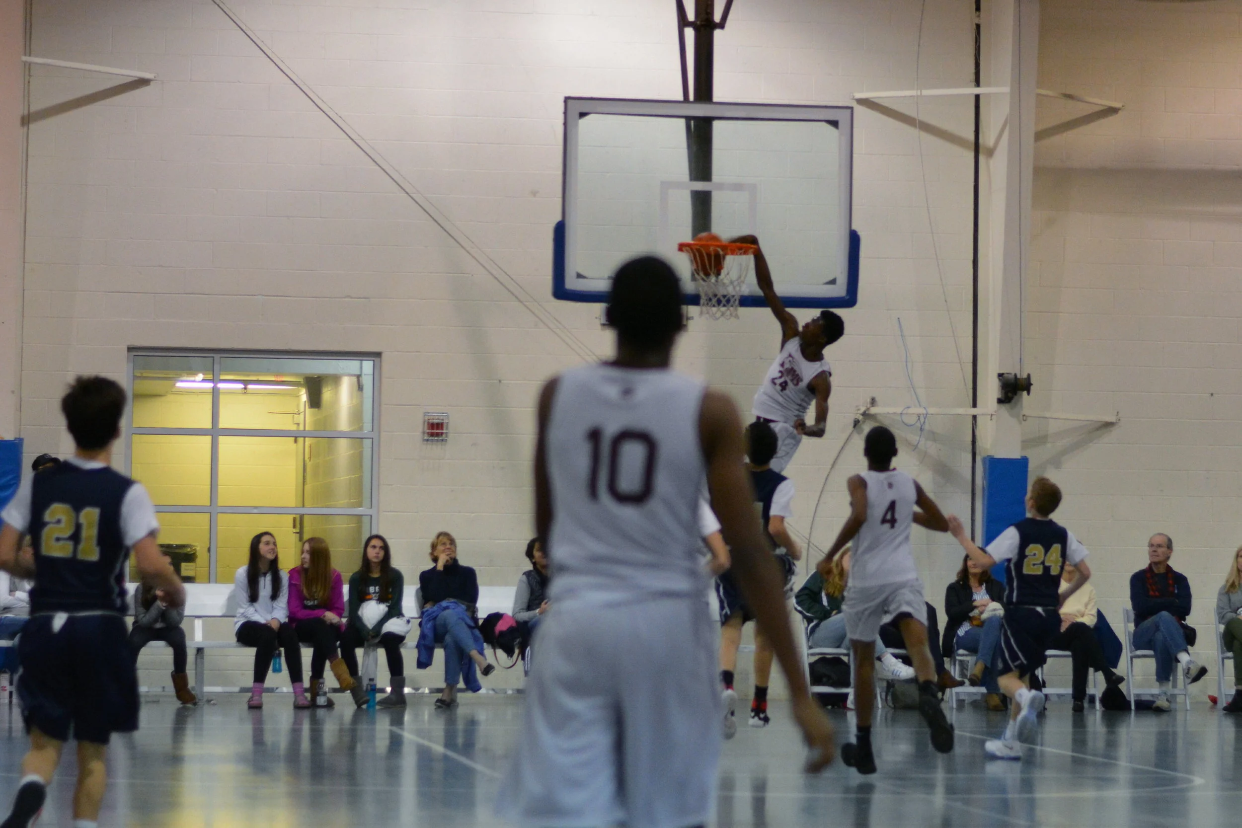 Gesu Falls to ECS in a Battle of the 24's