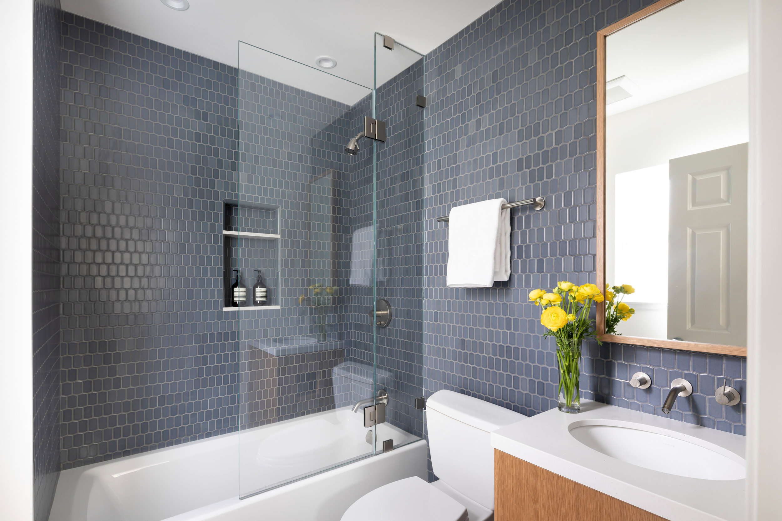 L0_Bed_DS_Bath_0260.jpg