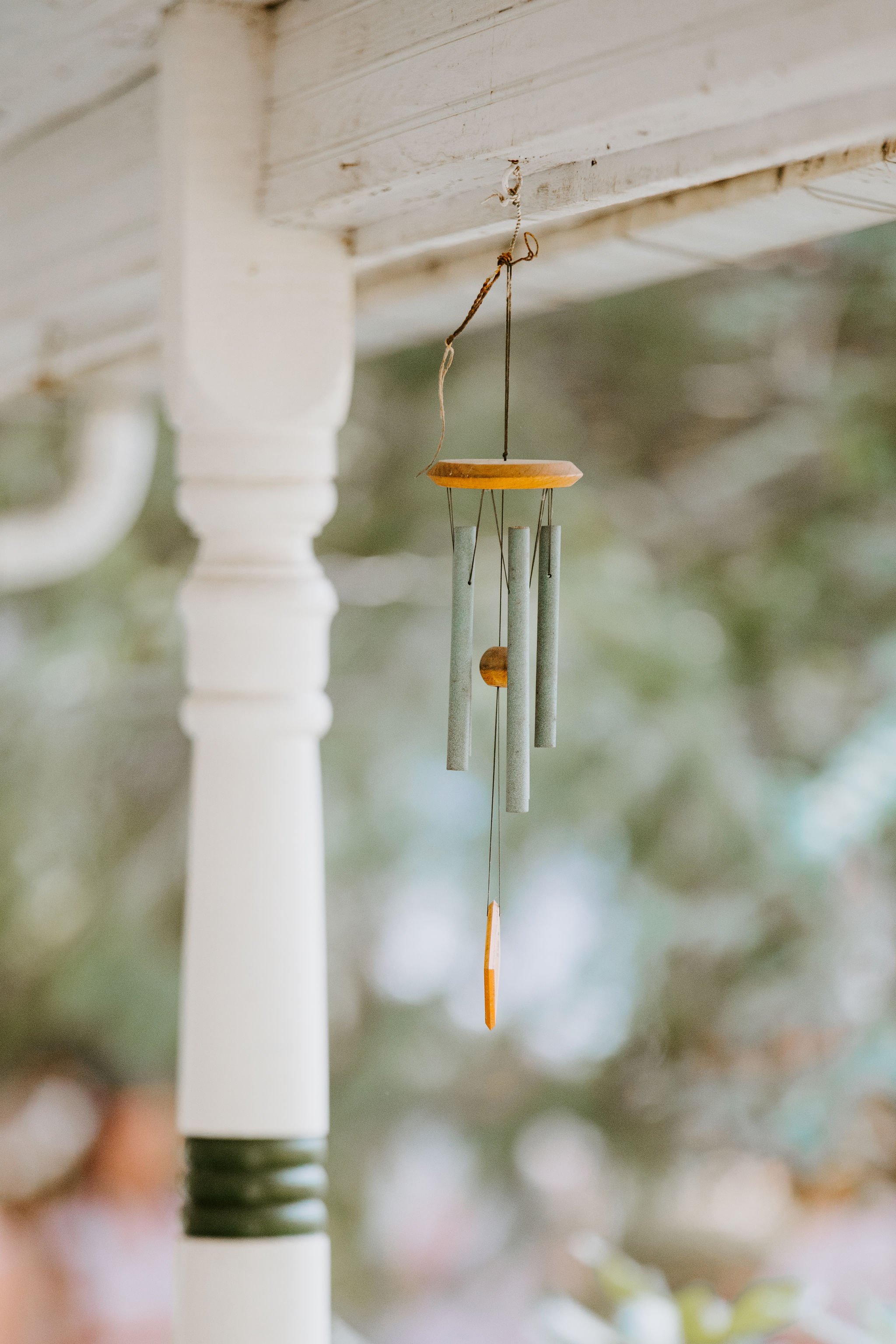 FullMoonResortWedding_FallWedding_CatskillWedding_Geoff&LyndsiPhotography_Erin&Dennis_GettingReady13.jpg