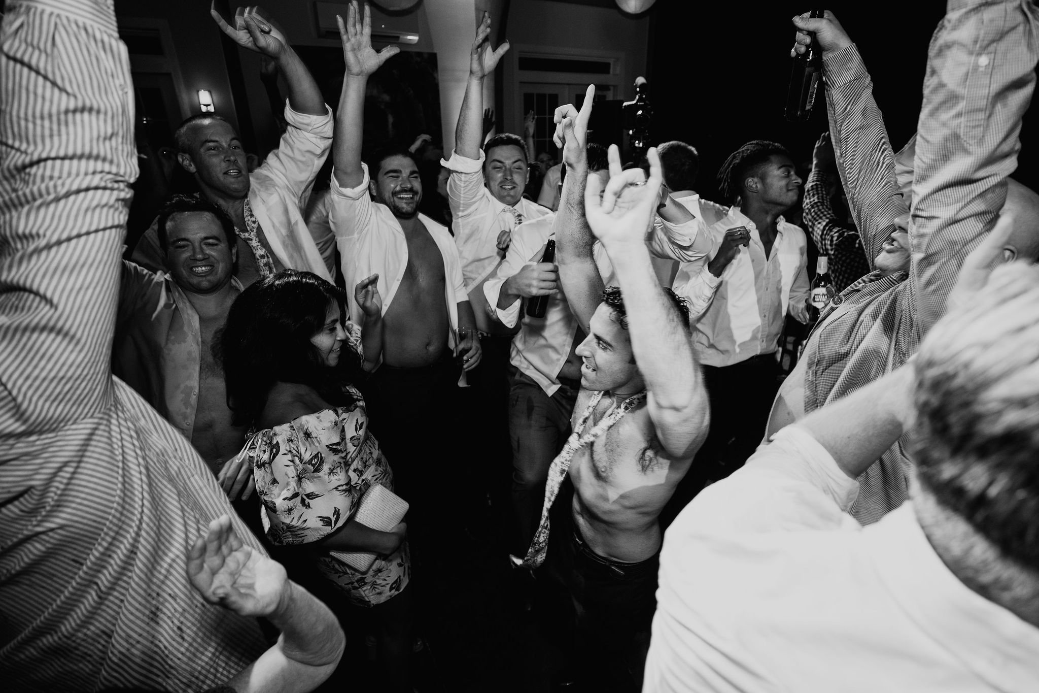 FullMoonResortWedding_FallWedding_CatskillWedding_Geoff&LyndsiPhotography_Erin&Dennis_Reception357.jpg