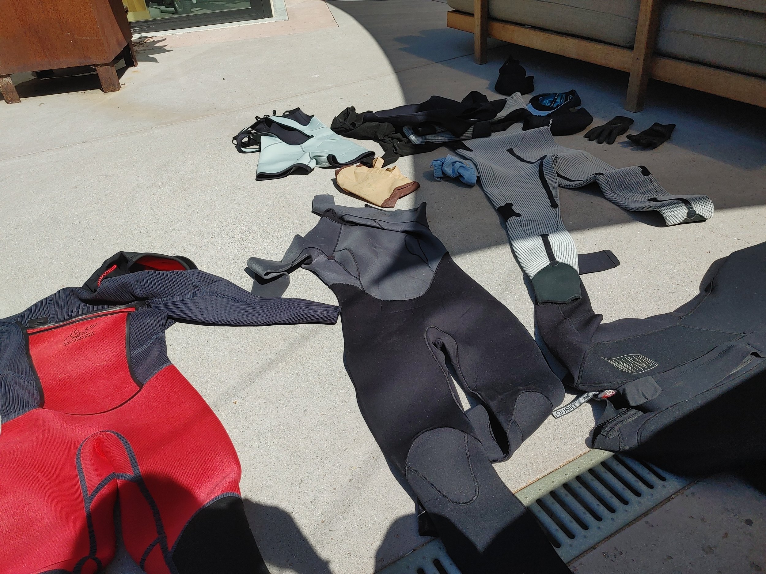  I went surfing with my financial advisor today, it was nice! But then I found out all of my wetsuits were covered in mold so I had to launder all of them and put them out to dry. 
