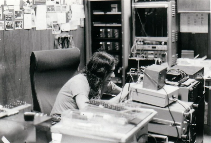 RichardFactor_at_desk (1).jpg