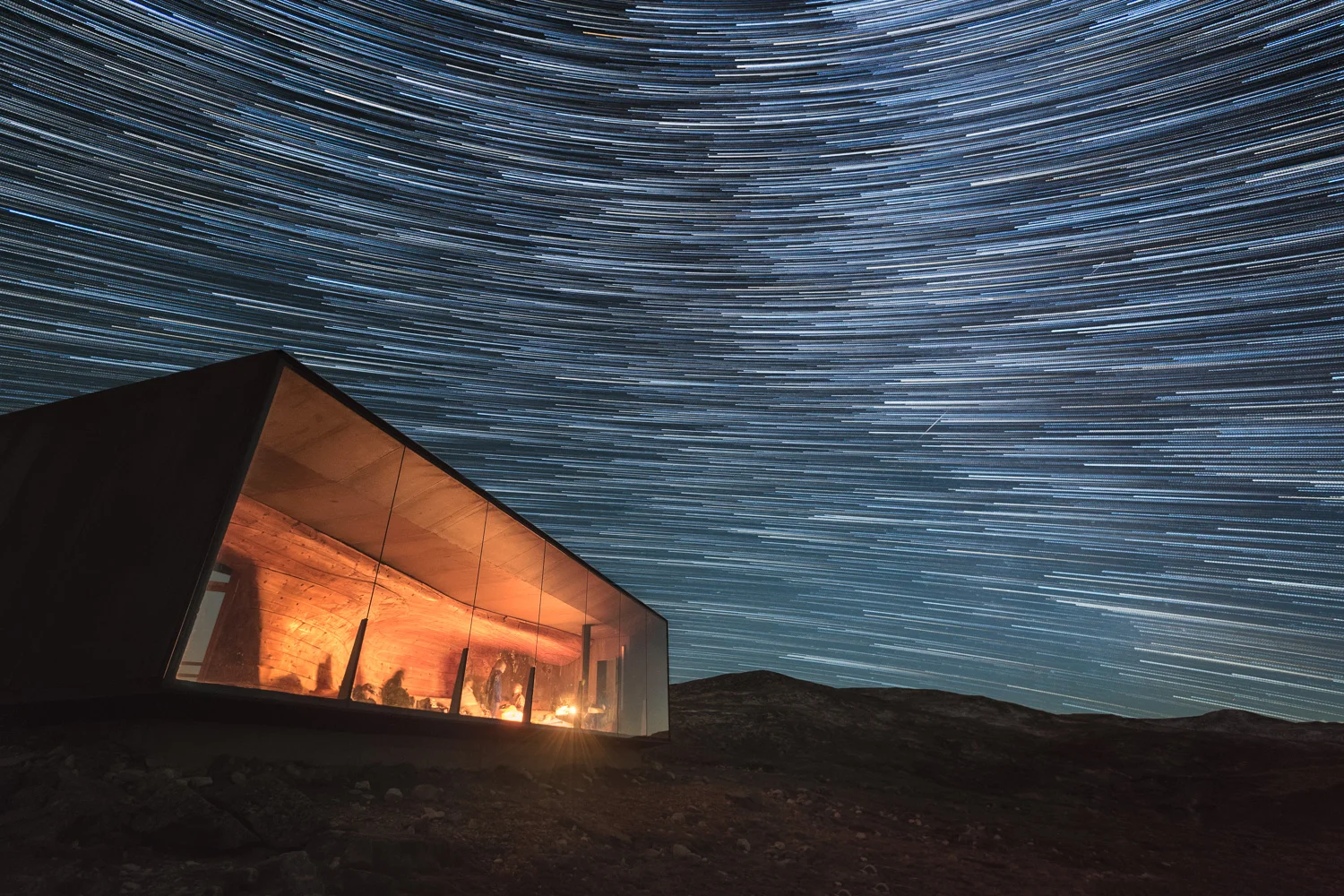 "5" Snøhette, DovrefjellPrinted in high quality lustre photo paper at the following sizes:75x50cm 1500.- kr. 60x40cm 1000.- kr. 45x30cm 500.- kr. 30x20cm 300.- kr.Other available sizes upon request.