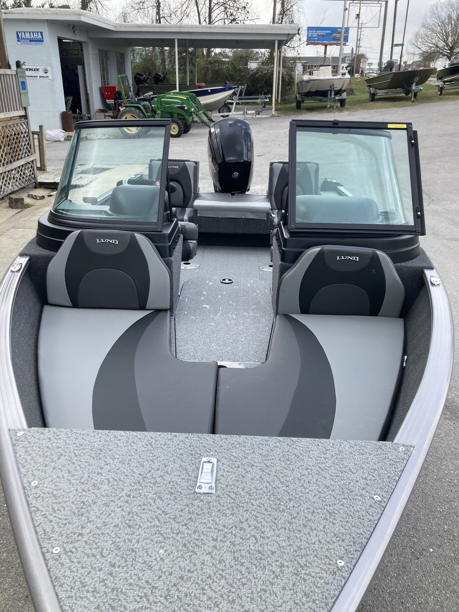 NEW LUND 1775 Adventure Sport — Tideline Marine