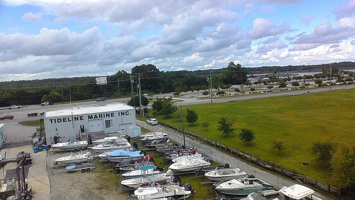 Accessories to gift ship, parts to electronics. We Got you covered!
Bait/tackle👍
Storage/Slips 👍
Service/Sales 👍
Accessories/Parts👍
What do you need? Come visit us at #tidelinemarine in #jacksonvillenc or online at www.tidelinemarine.com for all