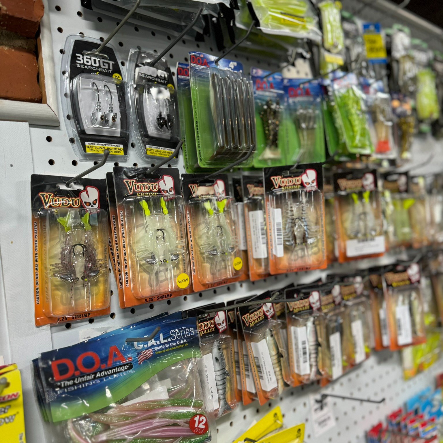 Stop by, you never know what sales we might be having!
Come check us out at #tidelinemarine in #jacksonvillenc or online at www.tidelinemarine.com for all of your #boating #fishing #saltlife #bait and #tackle needs in #onslowcounty. 15% off Billy B