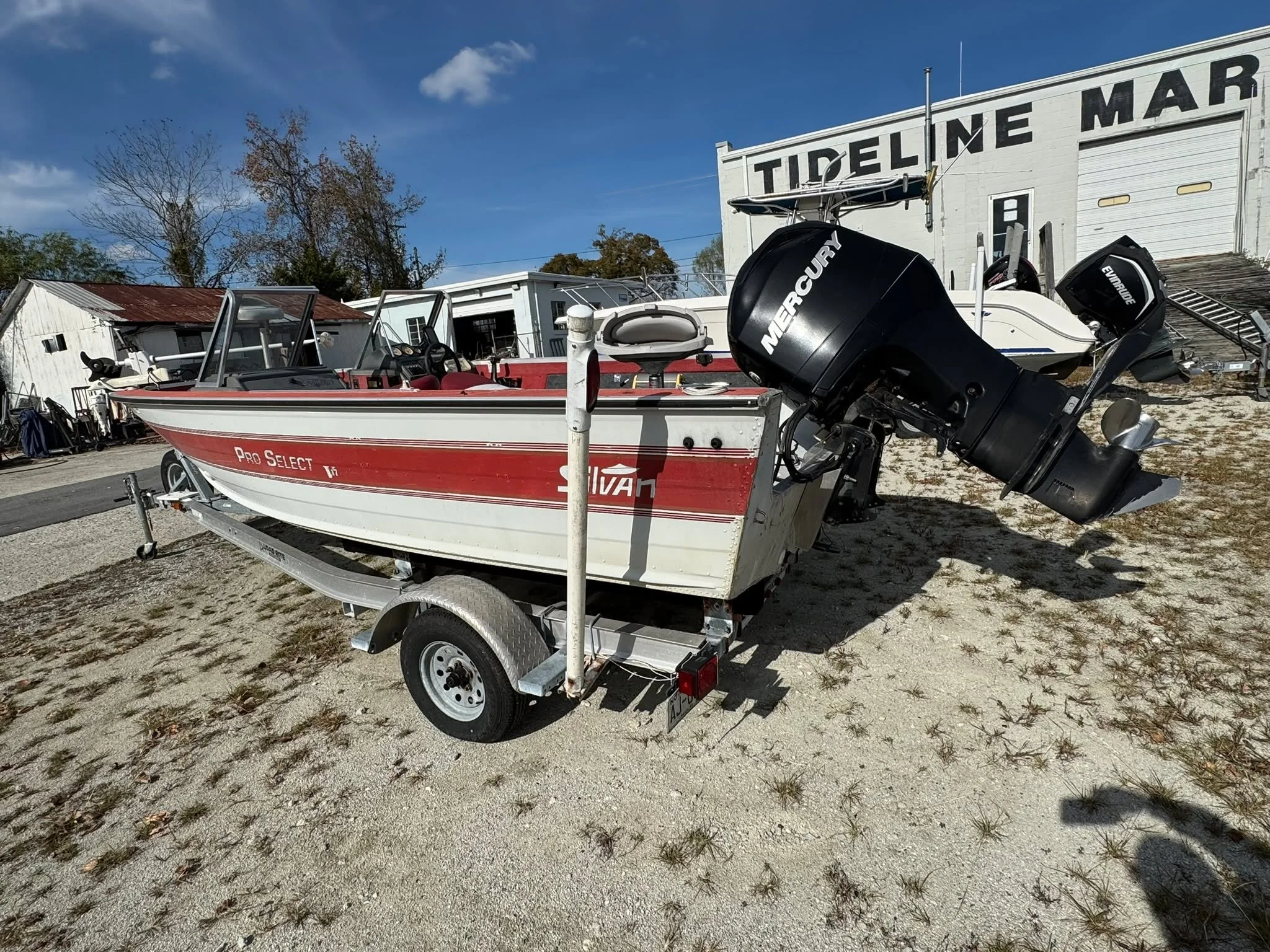 USED BOAT ALERT
www.tidelinemarine.com
#boating #fishing #bait #tackle #jacksonvillenc #blackfriday #Christmas #shoplocal #tistheseason